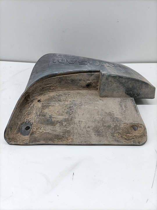 Faldon trasero NISSAN TERRANO/TERRANO.II (R20) 5
