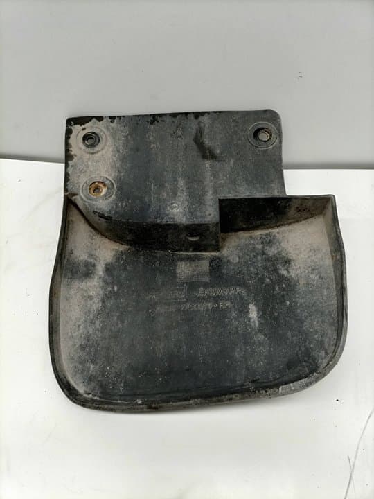 Faldon trasero NISSAN TERRANO/TERRANO.II (R20) 4