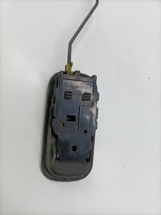 Maneta interior delantera izquierda NISSAN TERRANO/TERRANO.II (R20) 2