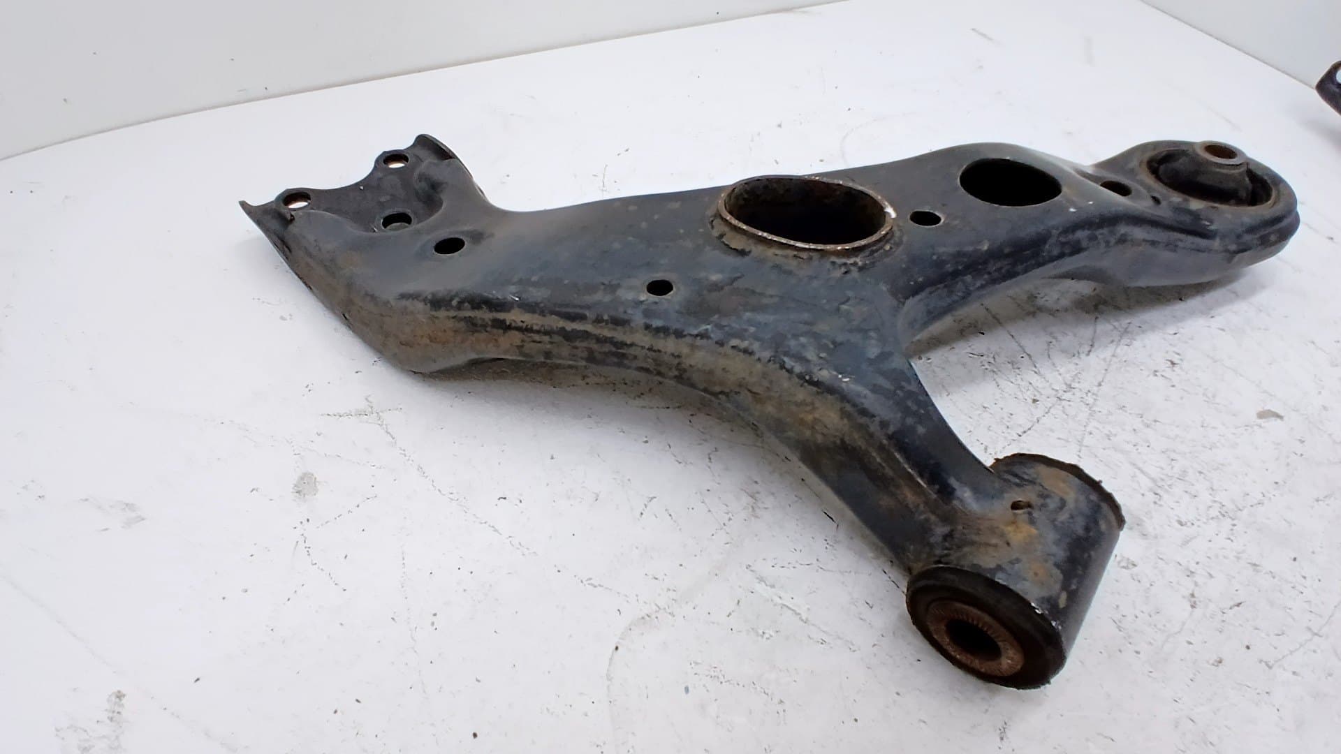 Brazo suspension inferior delantero izquierdo TOYOTA RAV 4 2
