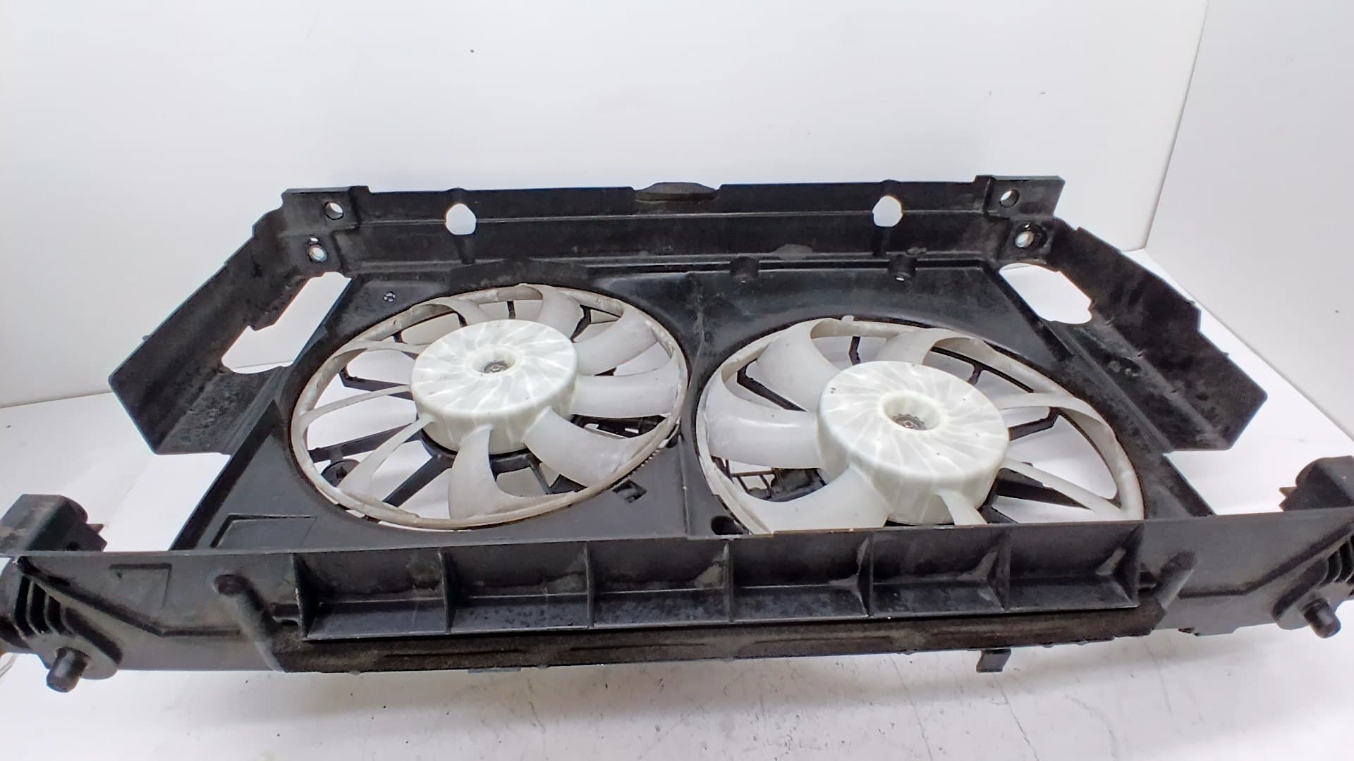 Electroventilador TOYOTA RAV 4 3