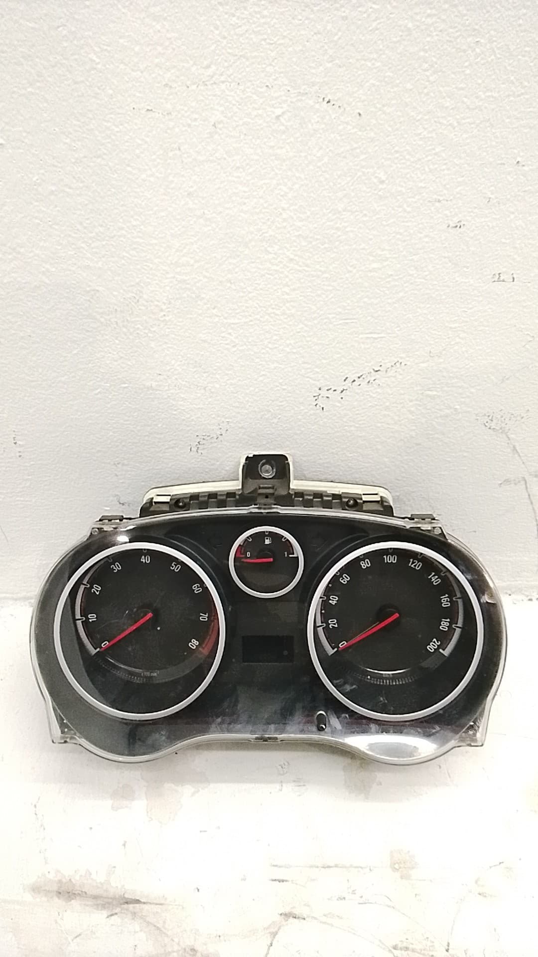 Cuadro instrumentos OPEL CORSA D
