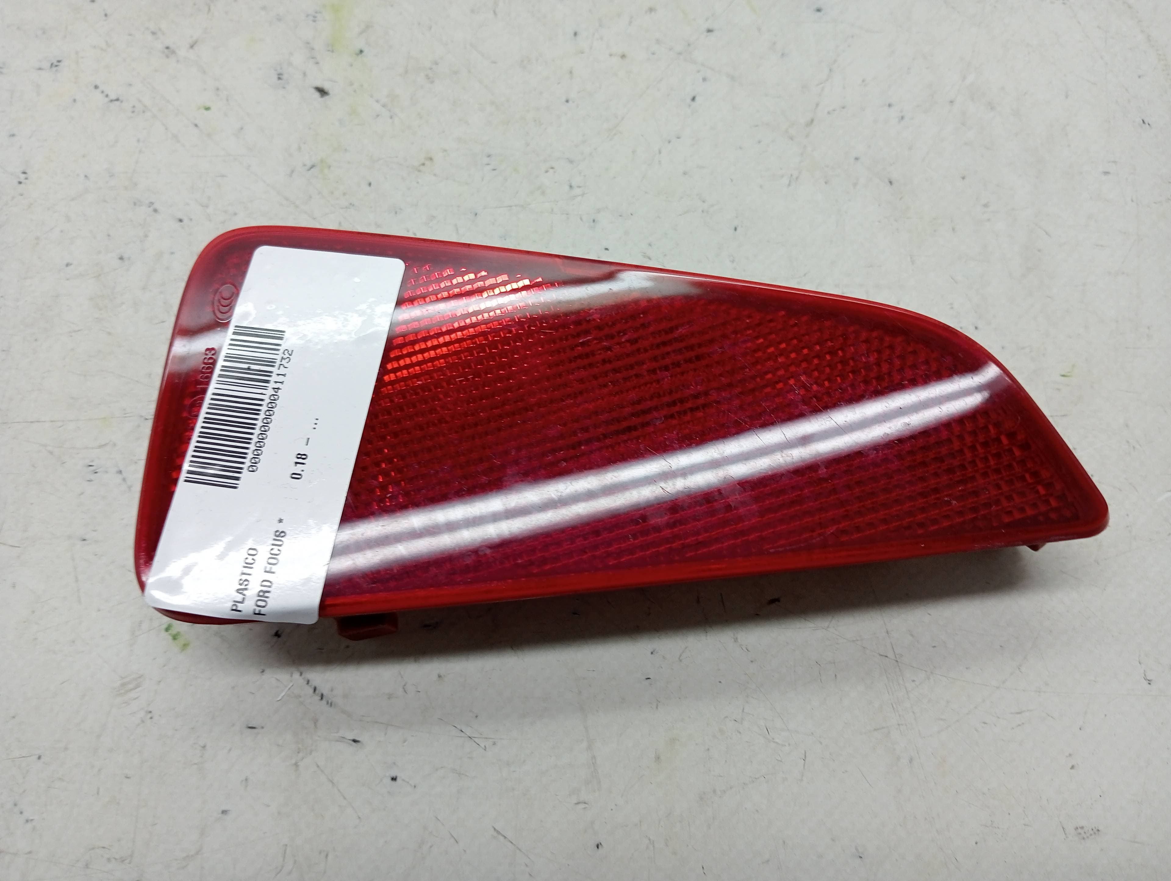 Plastico FORD FOCUS