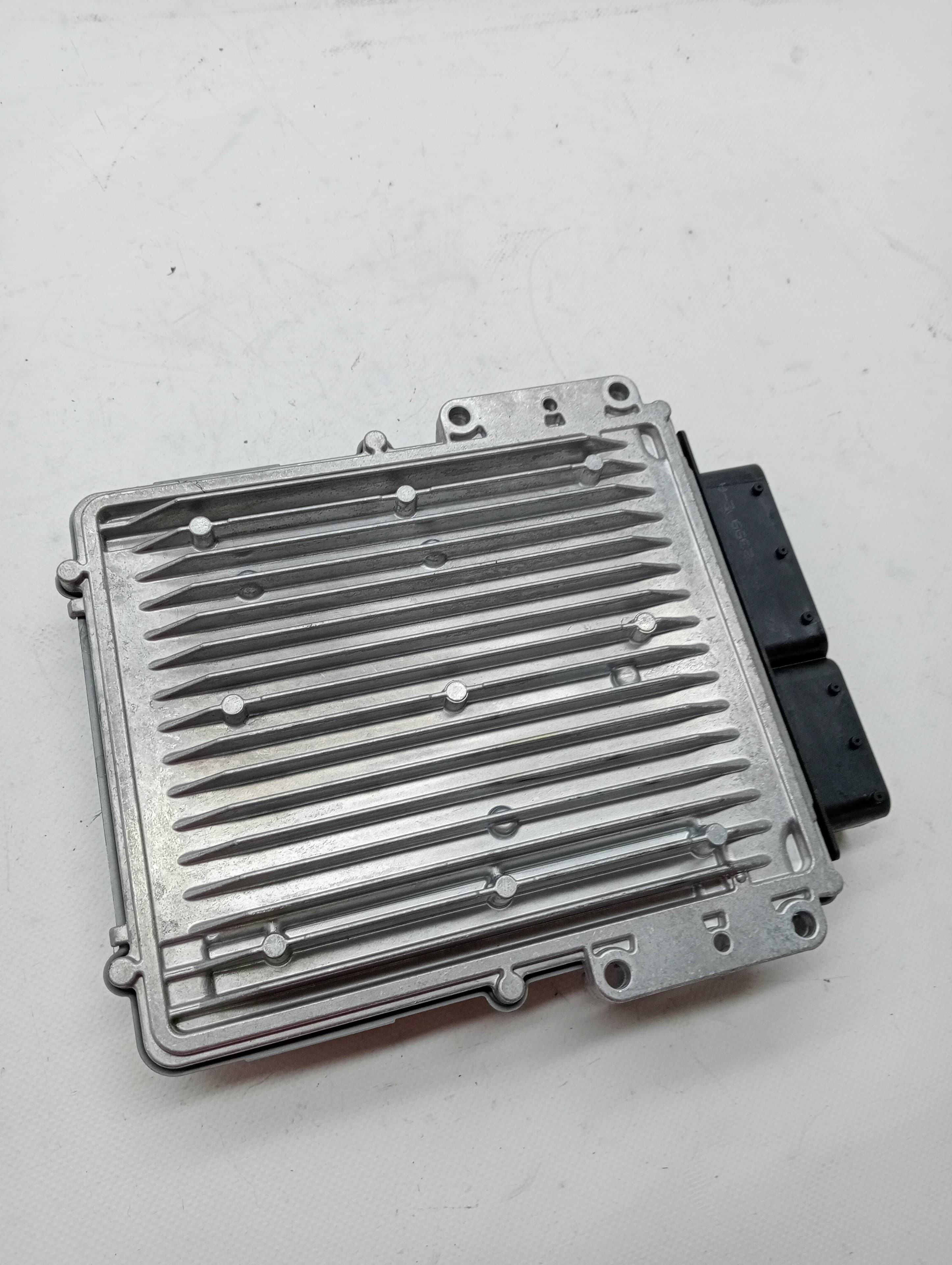 Centralita motor uce LAND ROVER RANGE ROVER SPORT 2