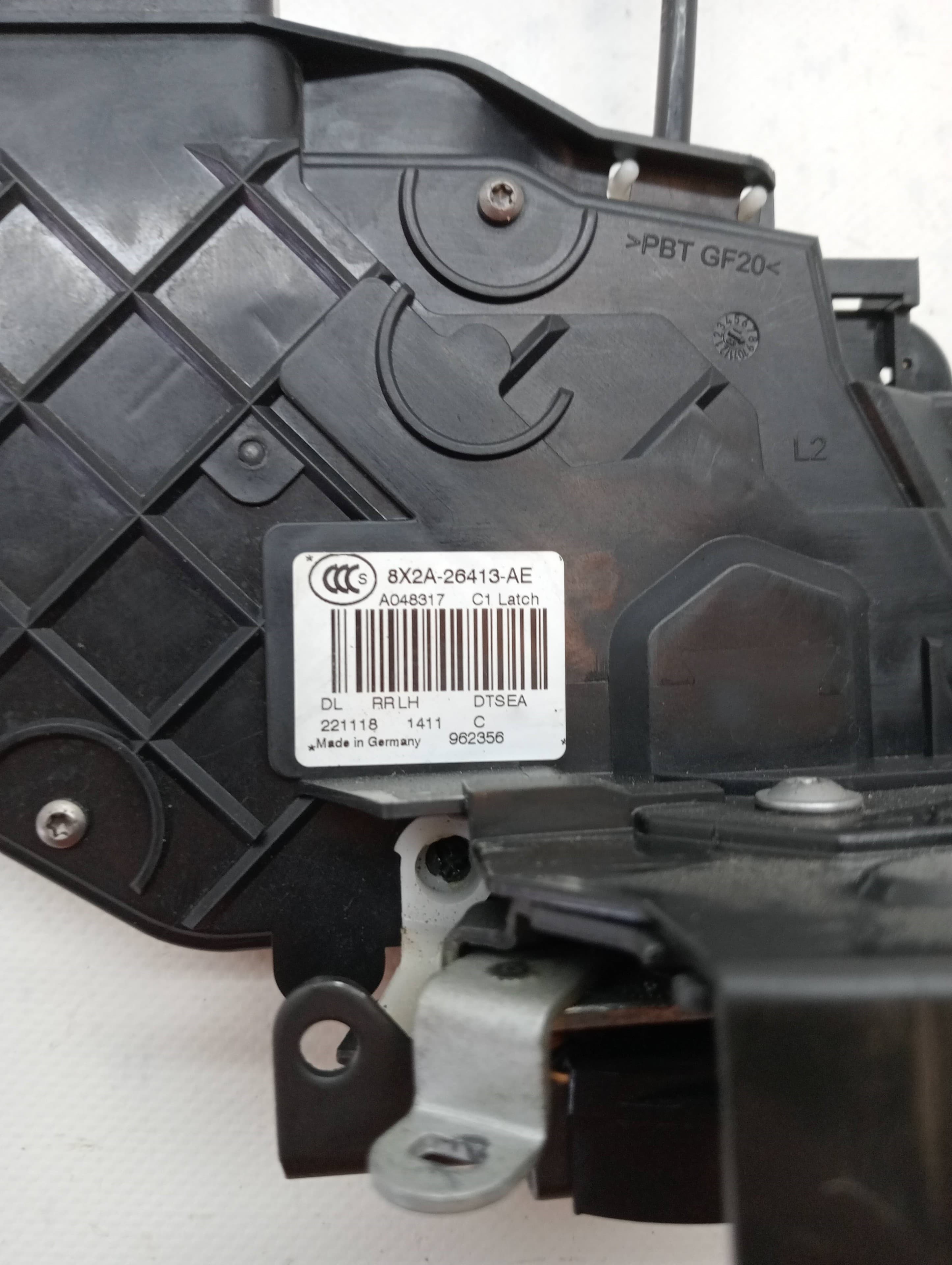 Cerradura puerta trasera izquierda LAND ROVER RANGE ROVER SPORT 3
