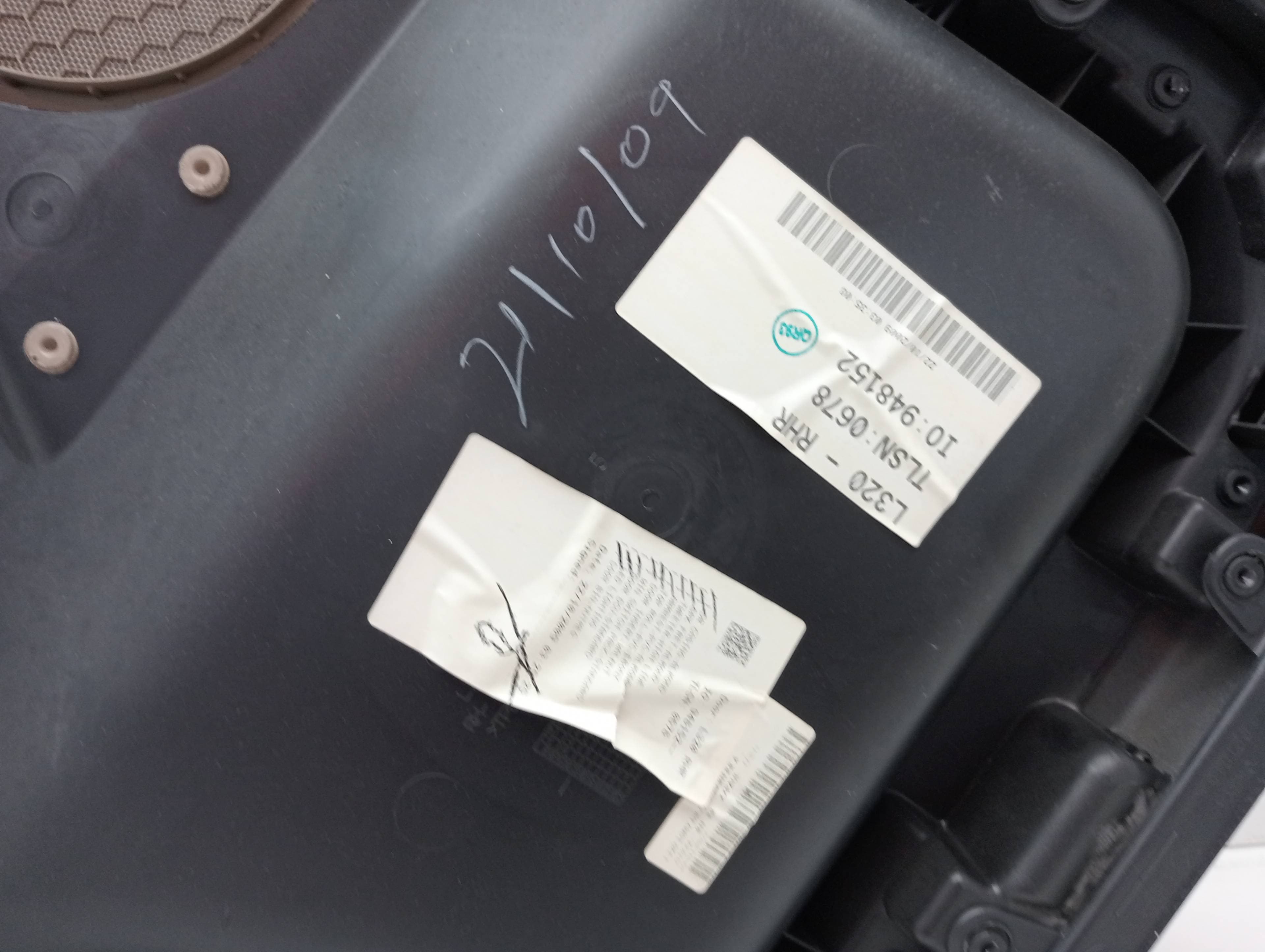 Guarnecido puerta trasera derecha LAND ROVER RANGE ROVER SPORT 2