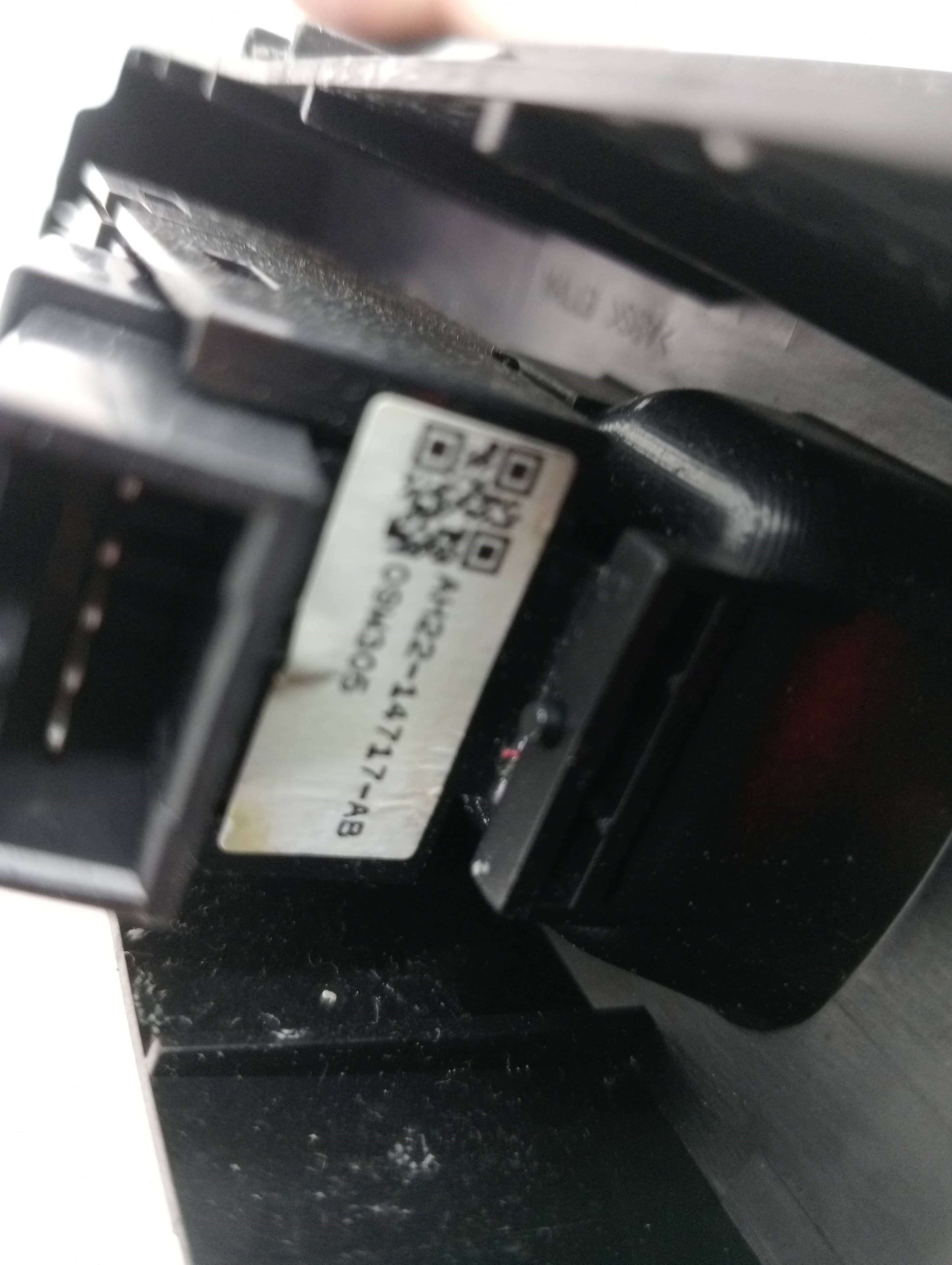 Mando elevalunas delantero derecho LAND ROVER RANGE ROVER SPORT 2