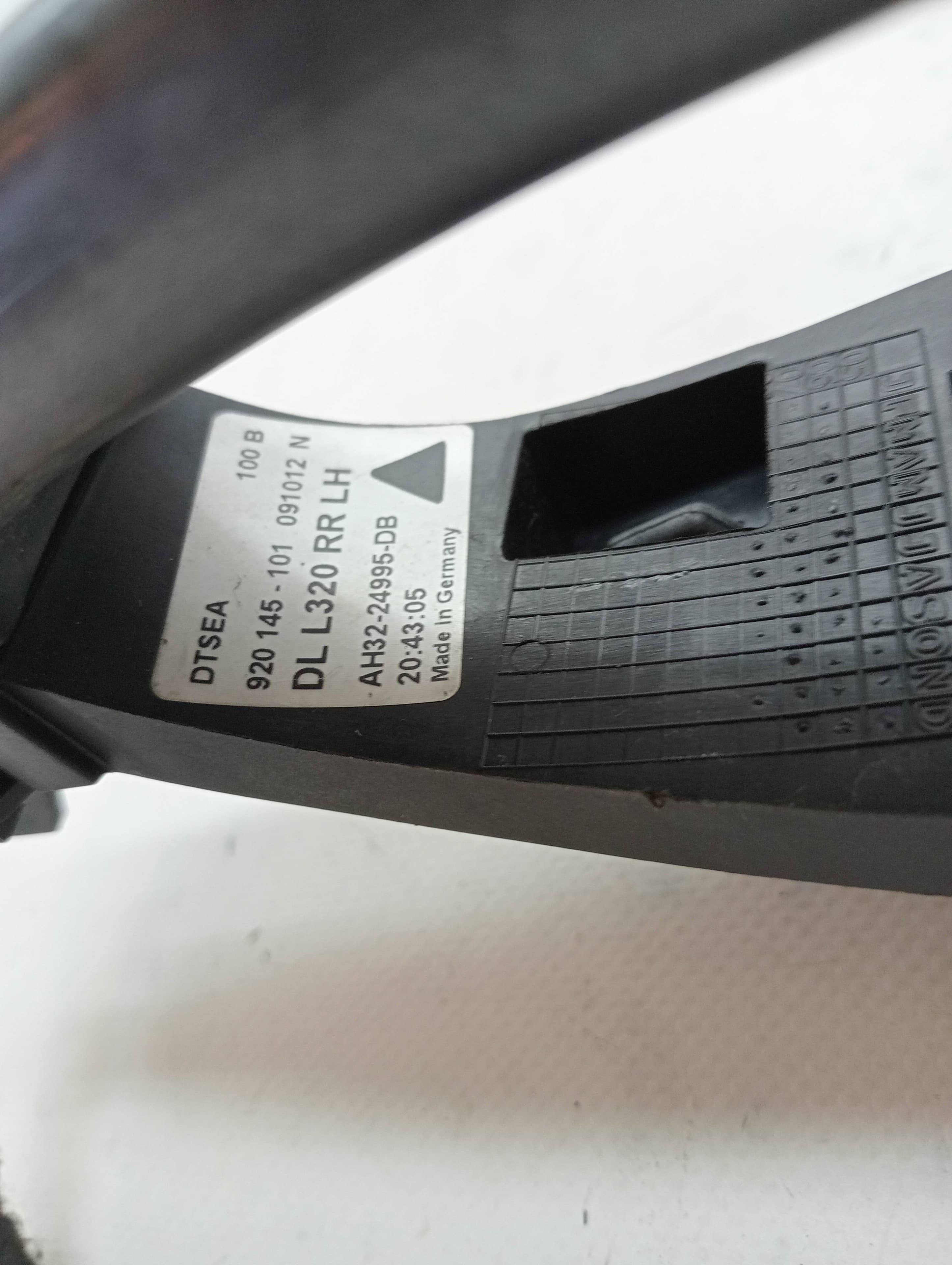 Maneta exterior trasera izquierda LAND ROVER RANGE ROVER SPORT 3