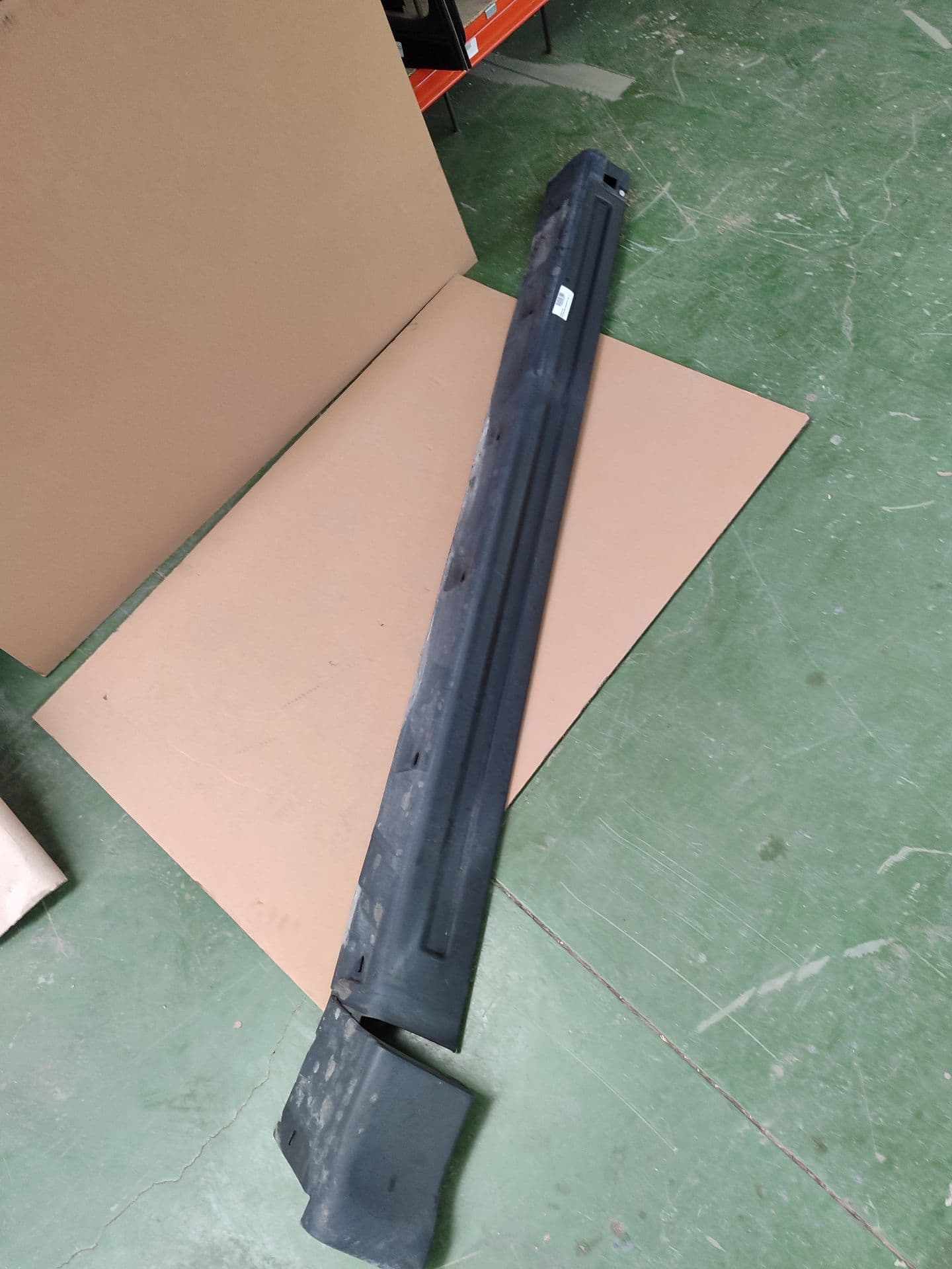Faldon lateral LAND ROVER RANGE ROVER SPORT 2