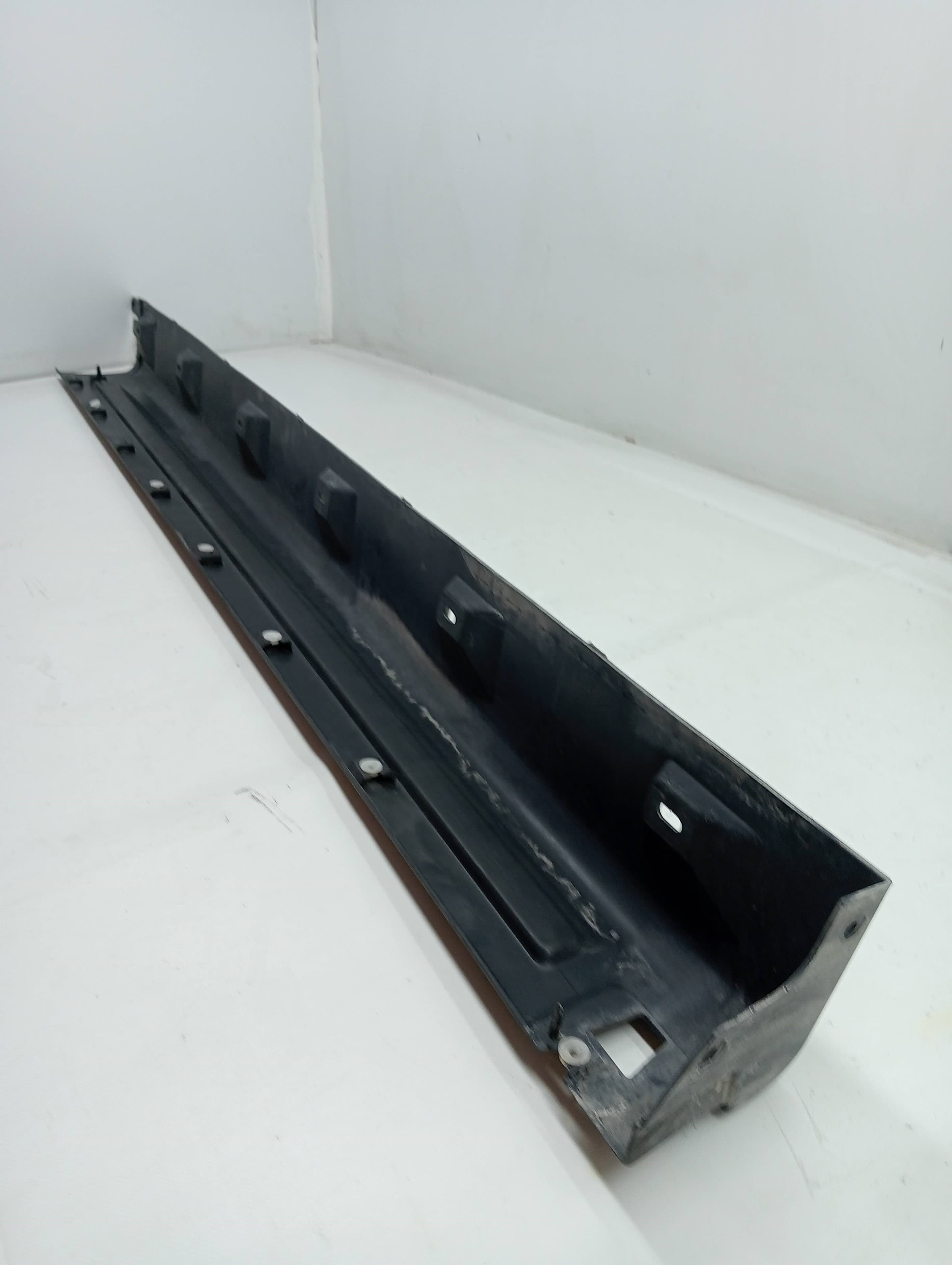 Faldon lateral LAND ROVER RANGE ROVER SPORT 3