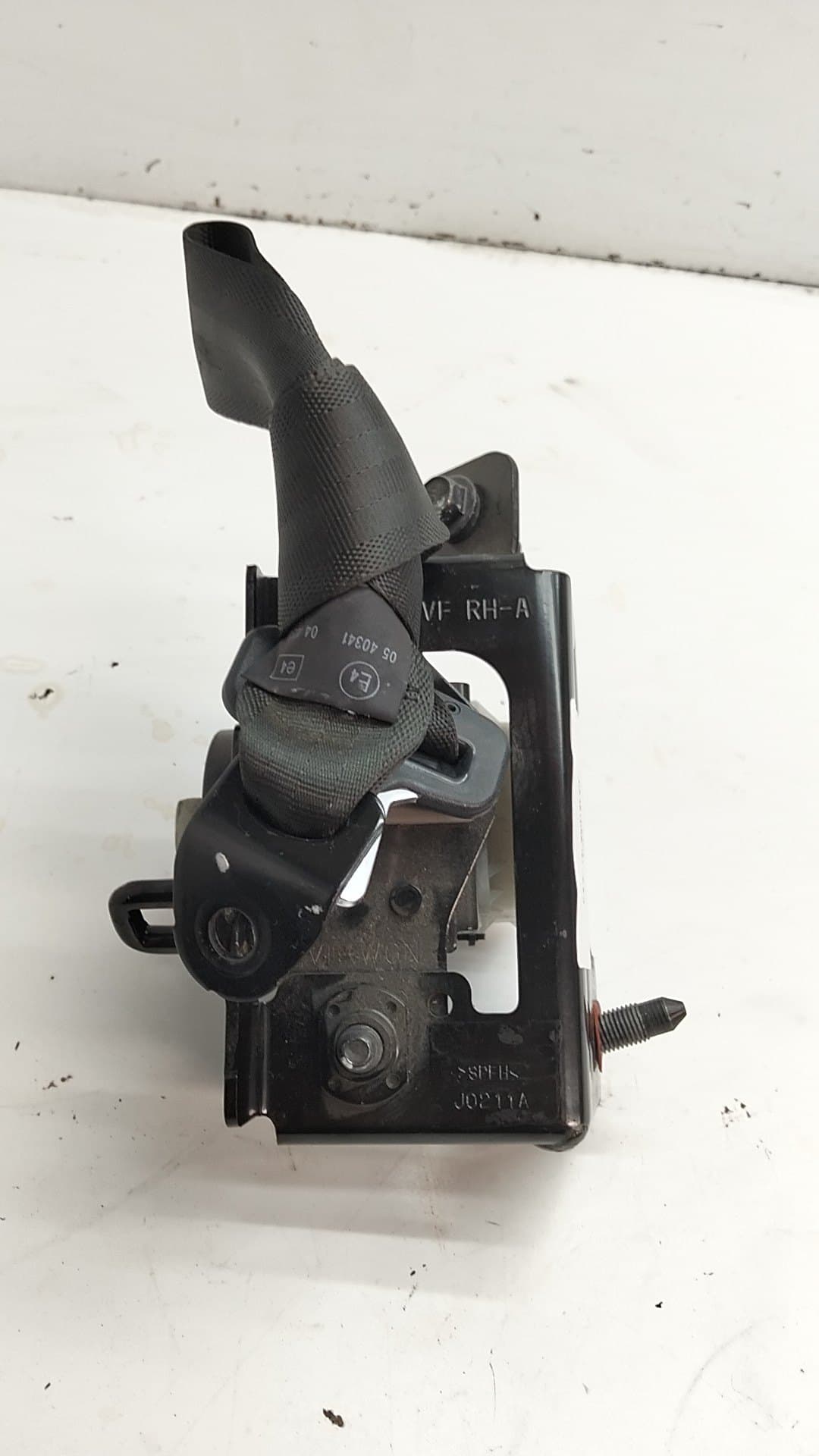 Cinturon seguridad trasero derecho HYUNDAI I40 3