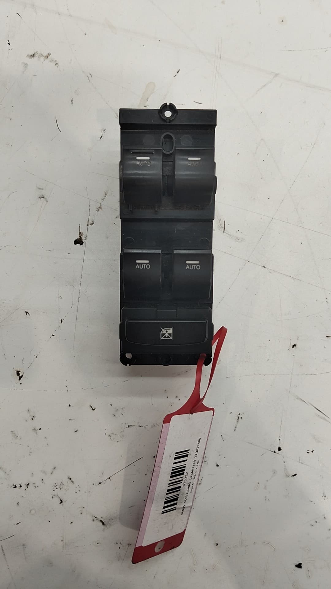 Mando elevalunas delantero izquierdo HYUNDAI I40 4