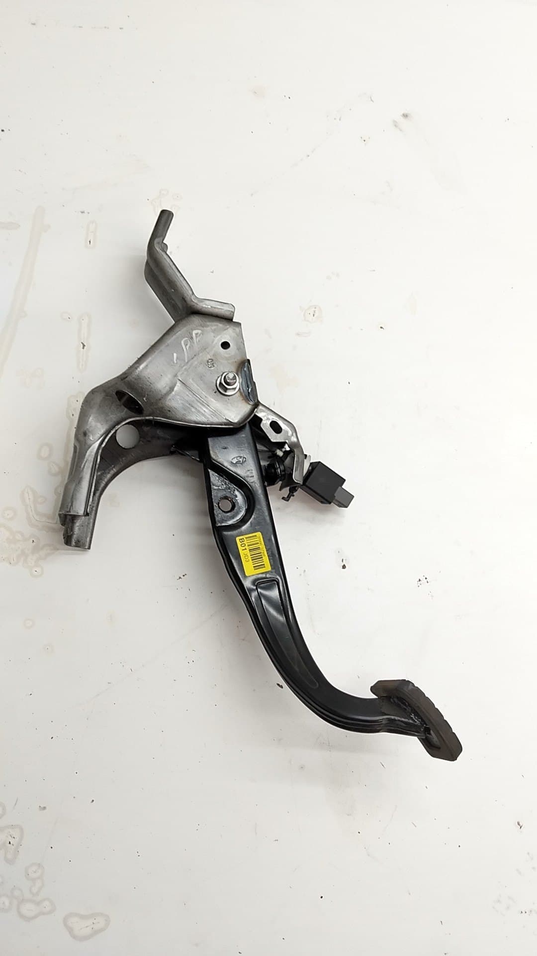 Pedal freno HYUNDAI I40 2