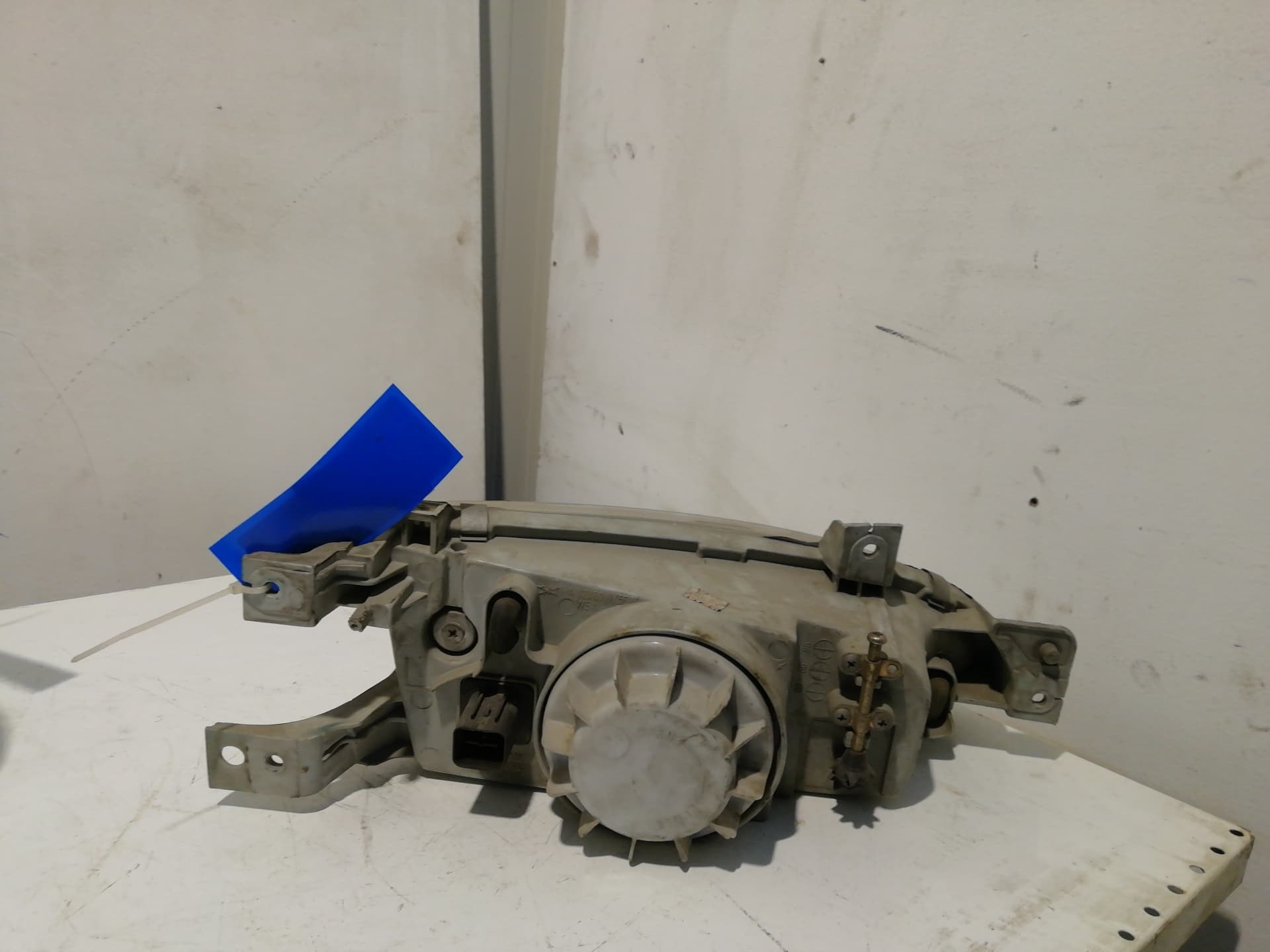 Faro izquierdo HYUNDAI ACCENT (LC) 2