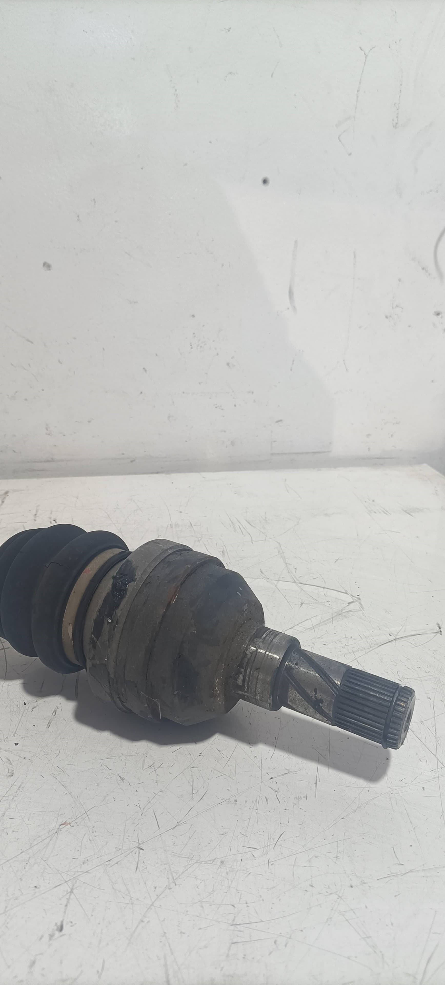 Transmision delantera izquierda DAEWOO KALOS 3