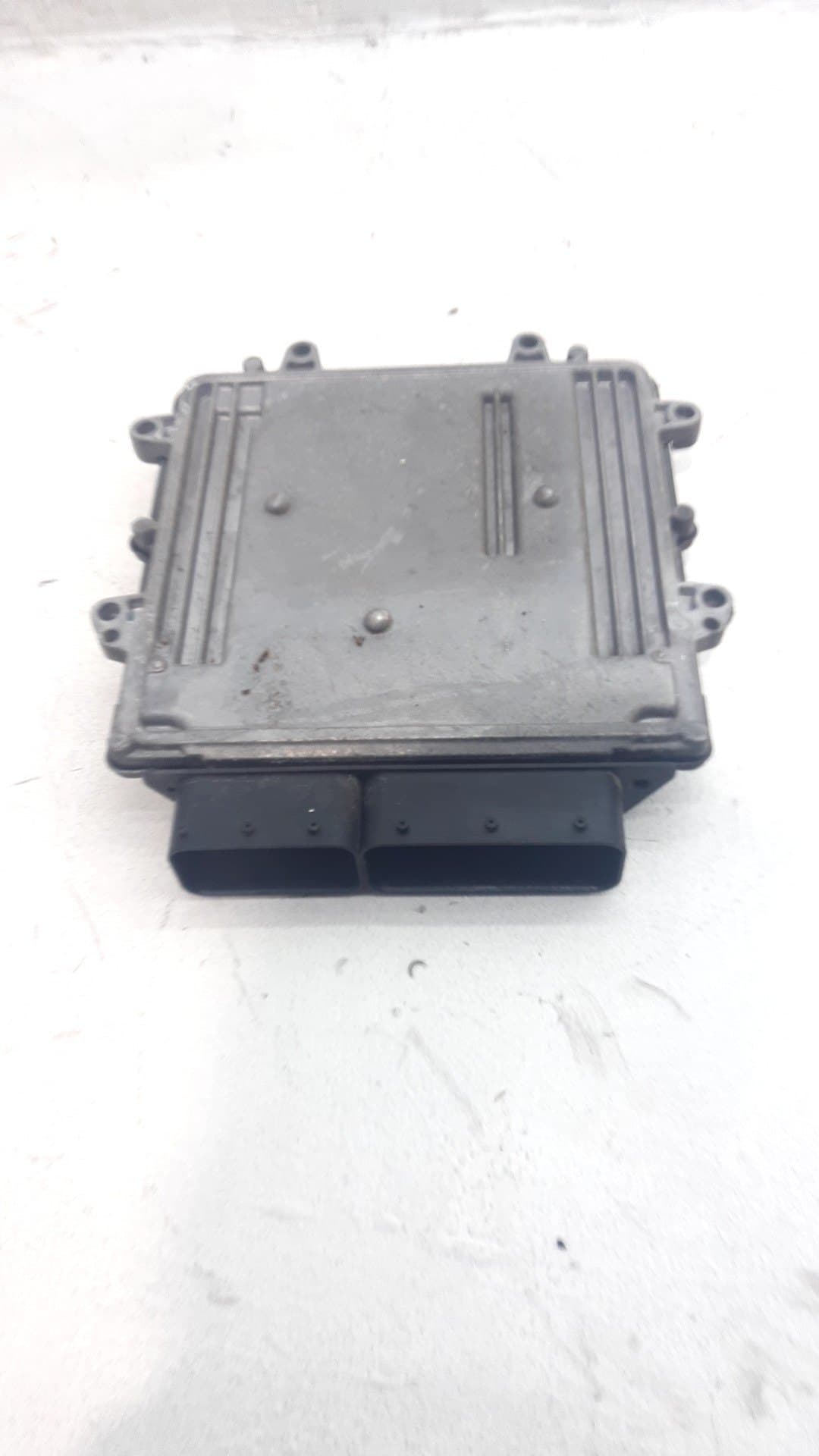 Centralita motor uce MITSUBISHI COLT BERLINA 5 (Z30A) 5