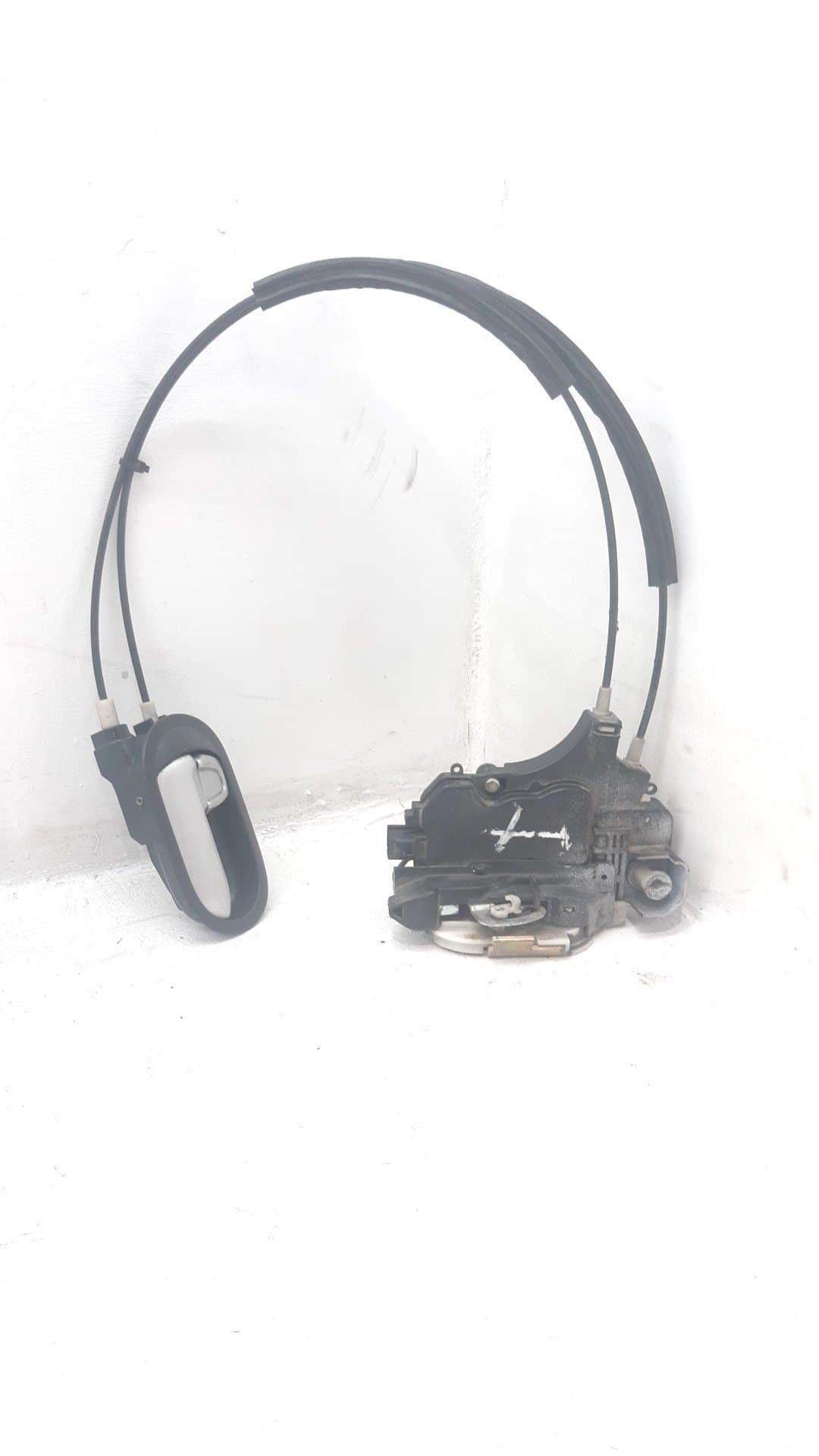 Cerradura puerta delantera izquierda MITSUBISHI COLT BERLINA 5 (Z30A)