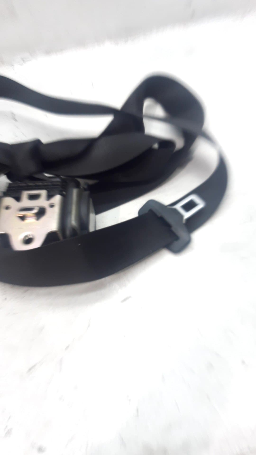 Cinturon seguridad delantero derecho MITSUBISHI COLT BERLINA 5 (Z30A) 2
