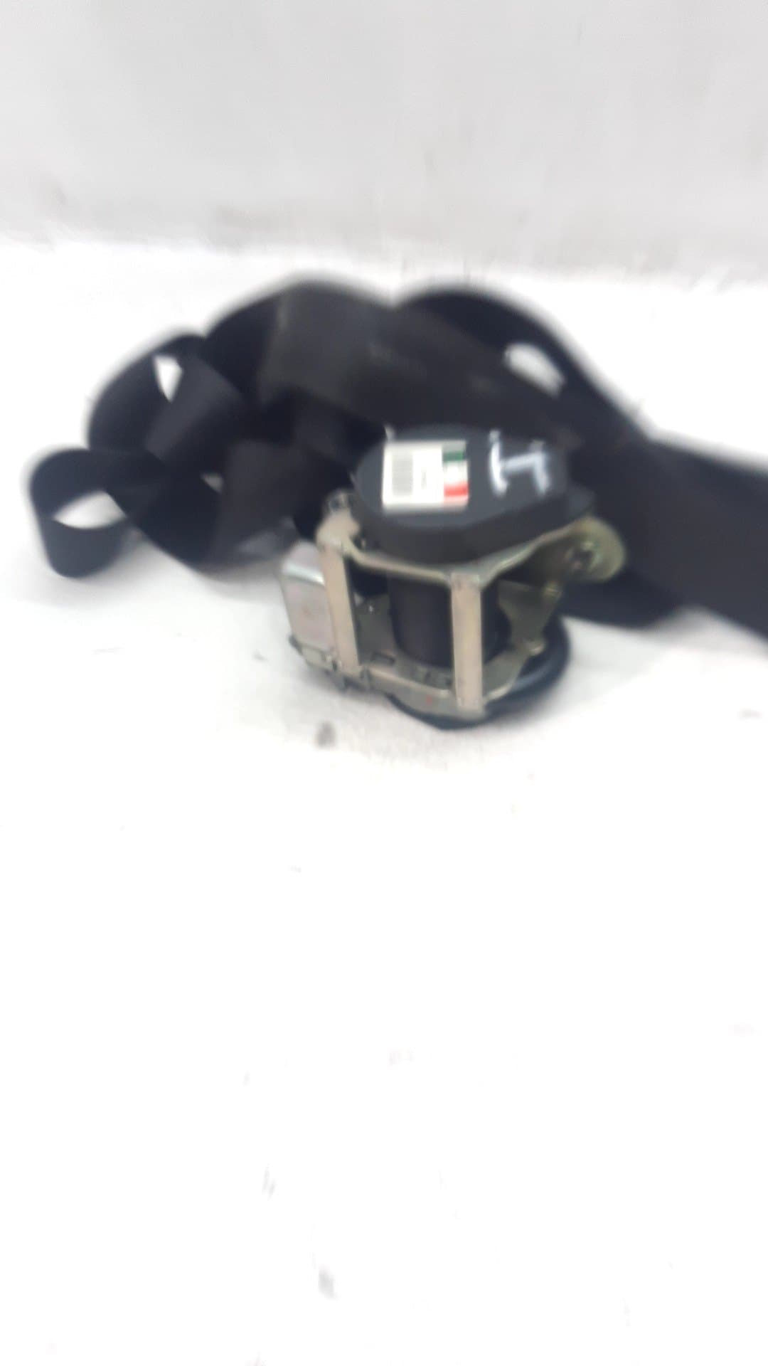 Cinturon seguridad delantero izquierdo MITSUBISHI COLT BERLINA 5 (Z30A) 2
