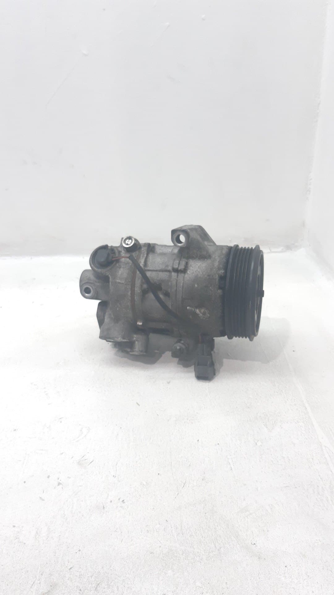 Recambio MITSUBISHI COLT BERLINA 5 (Z30A) ref. 7813A058 4