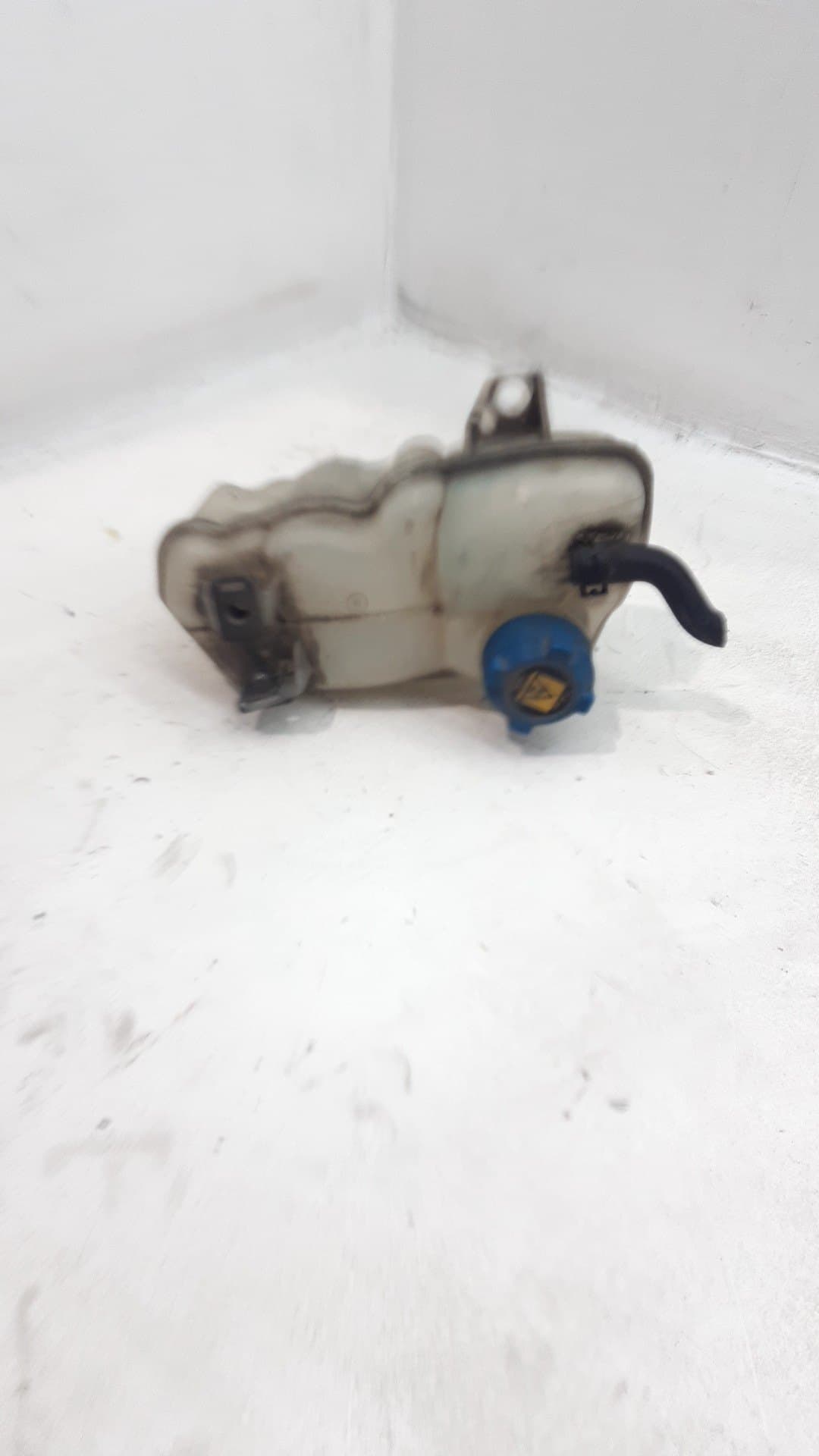 Deposito expansion MITSUBISHI COLT BERLINA 5 (Z30A) 3