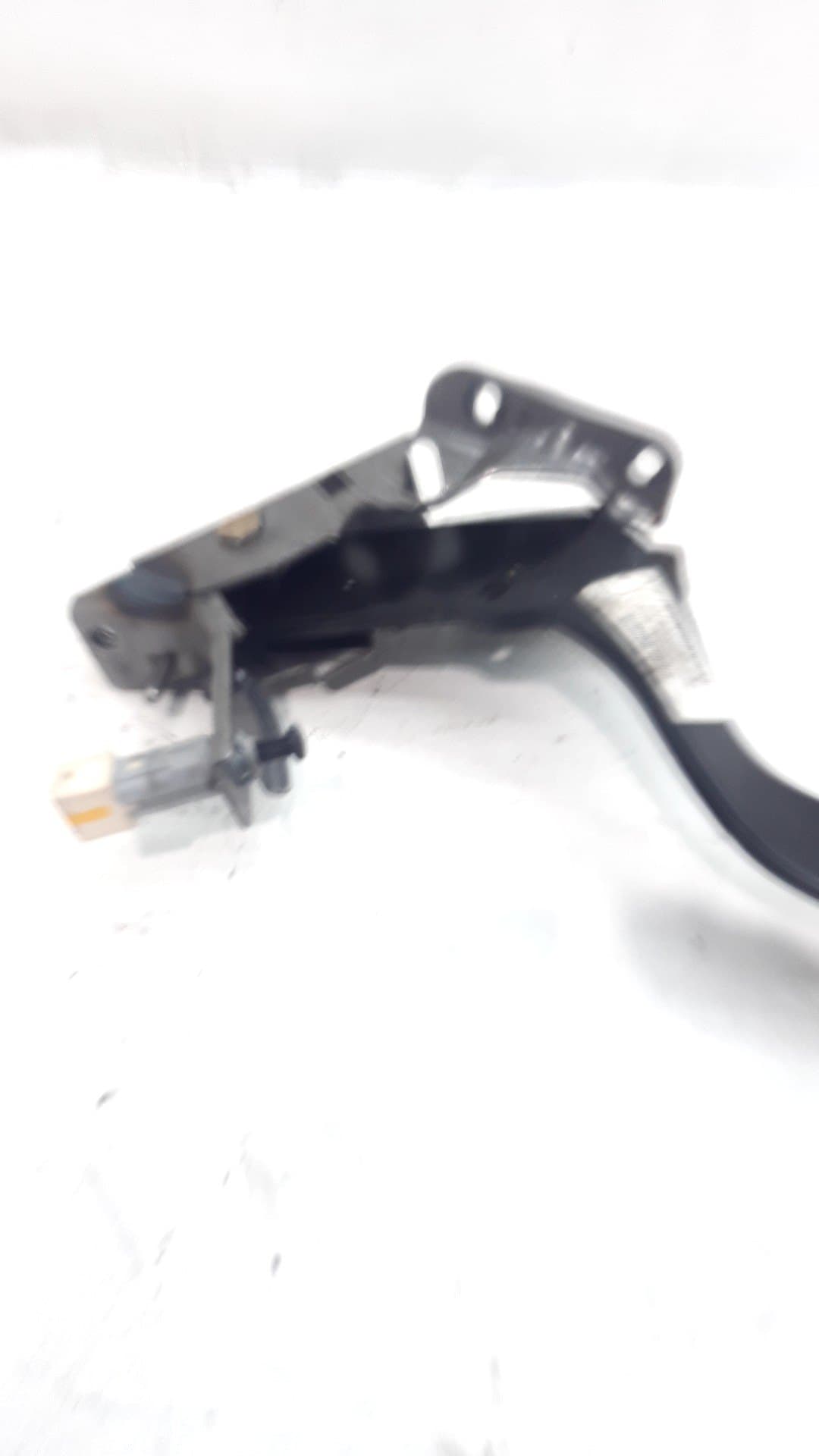 Pedal freno MITSUBISHI COLT BERLINA 5 (Z30A) 3