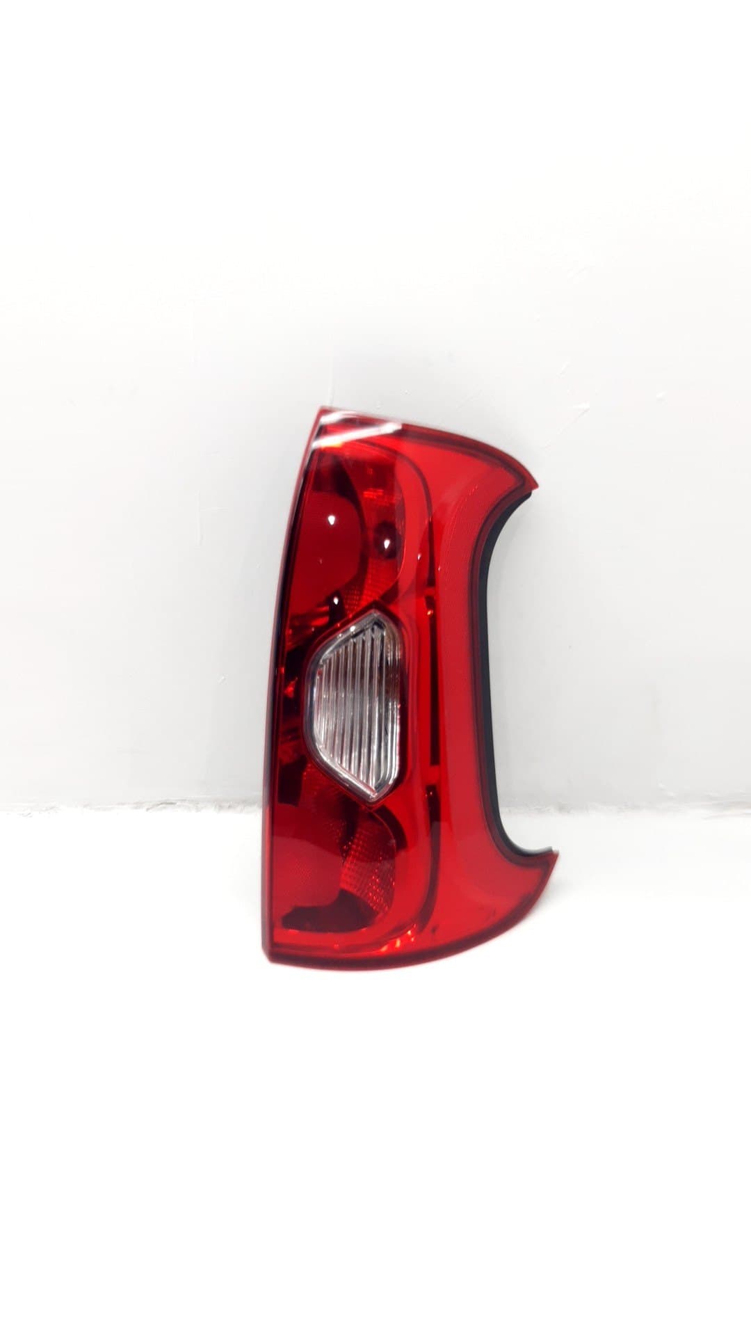 Piloto trasero derecho FIAT PANDA (319)