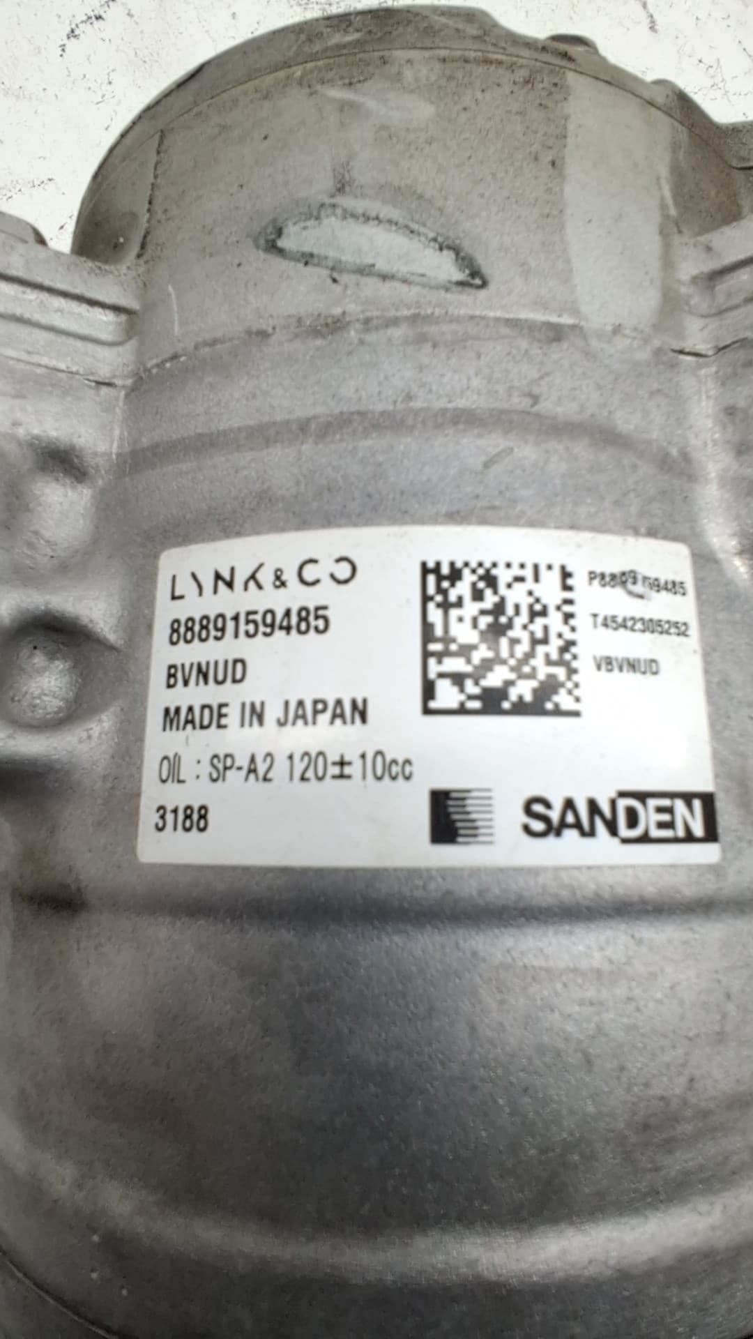 Recambio LYNK & CO 01 ref. 8889159485 3
