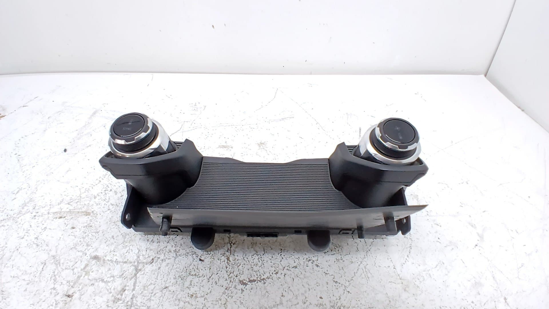 Mando climatizador LYNK & CO 01 4