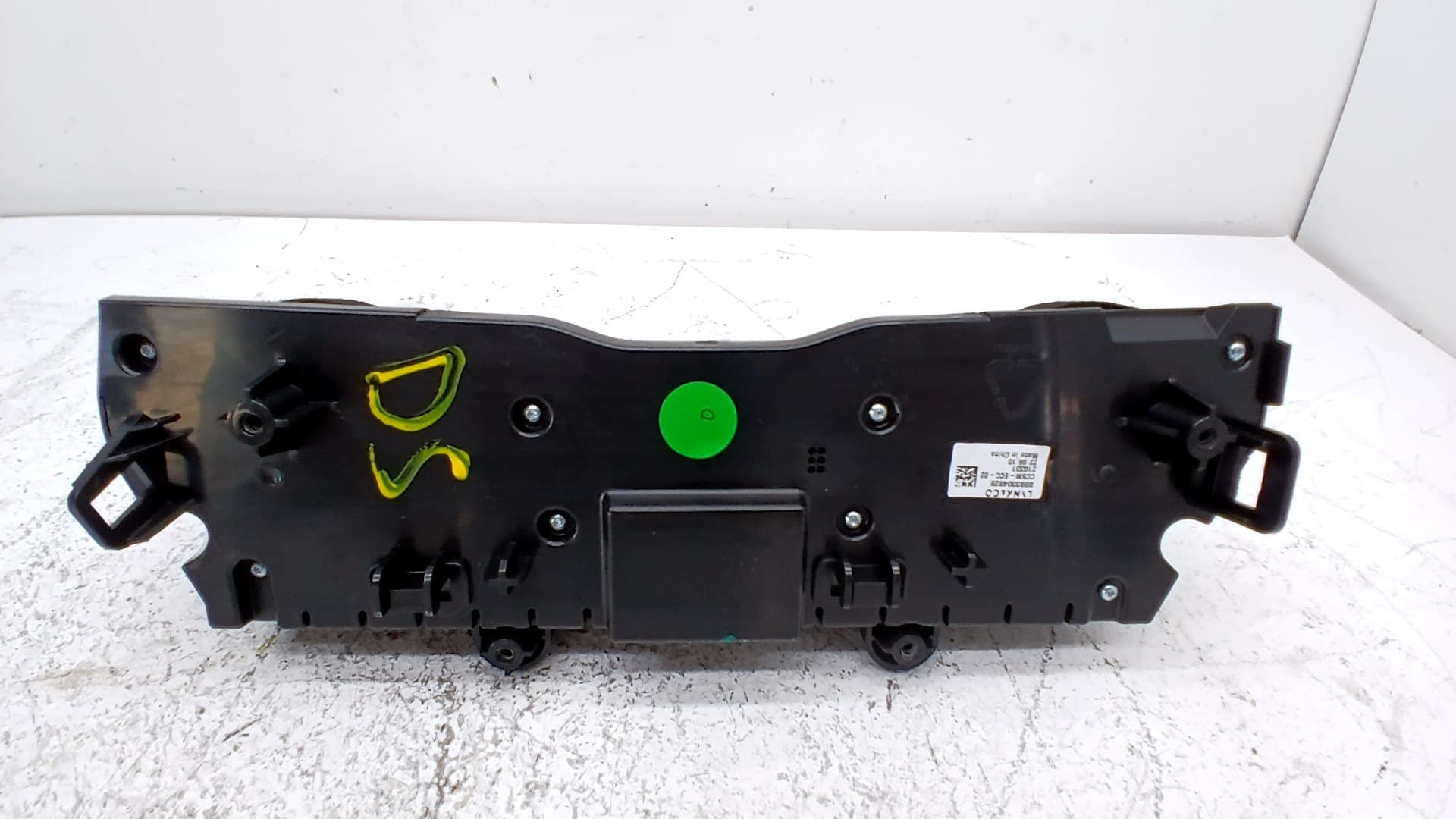 Mando climatizador LYNK & CO 01 2