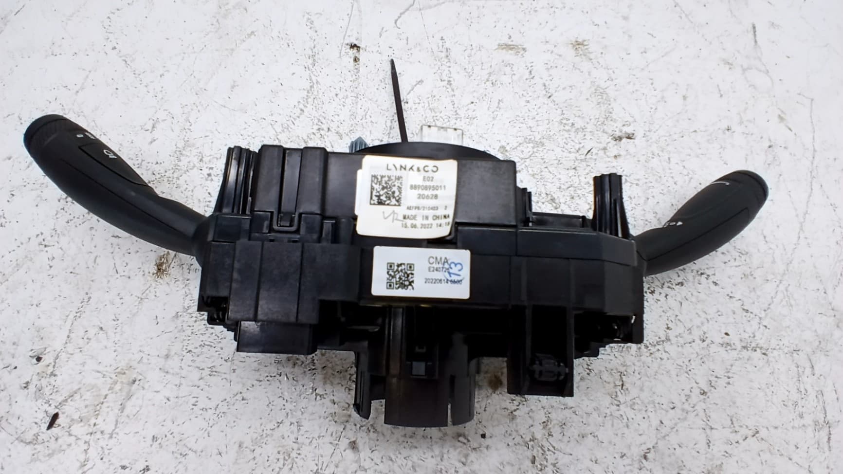 Mando multifuncion LYNK & CO 01