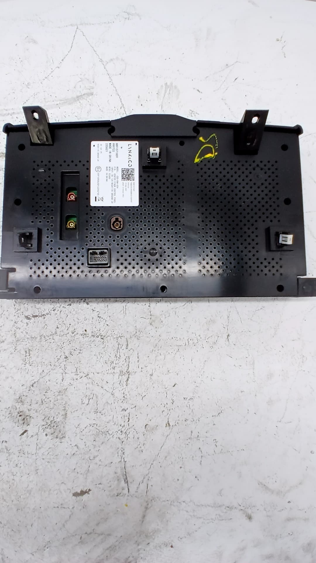 Pantalla multifuncion LYNK & CO 01 3