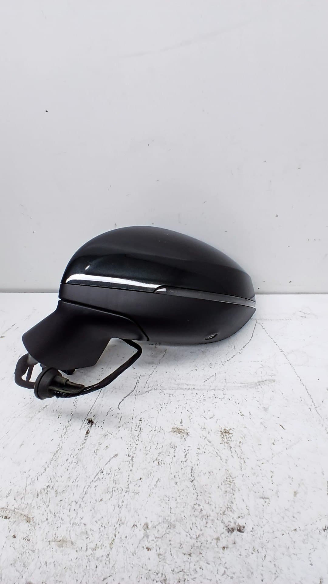 Retrovisor izquierdo LYNK & CO 01
