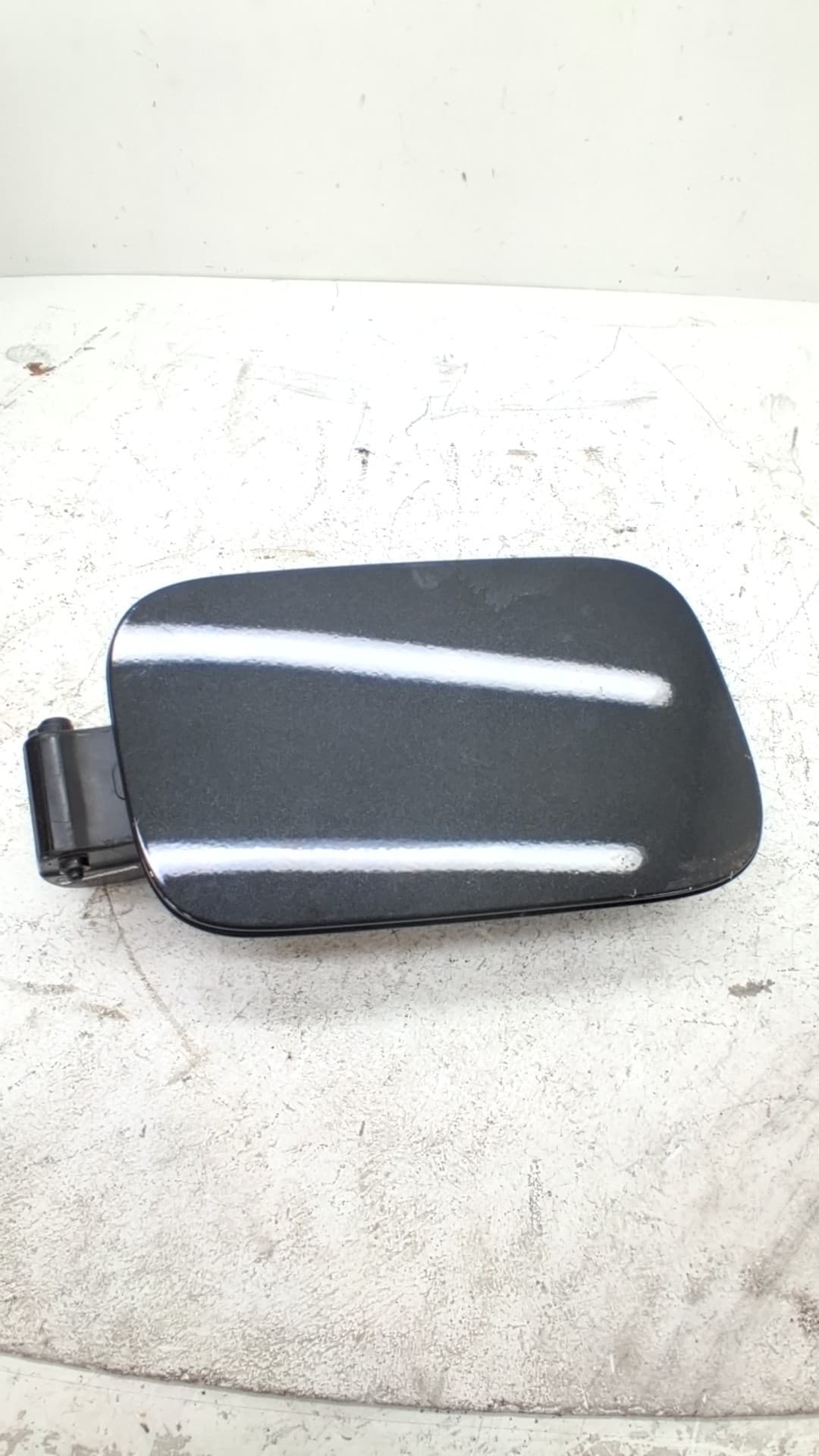 Tapa exterior combustible LYNK & CO 01