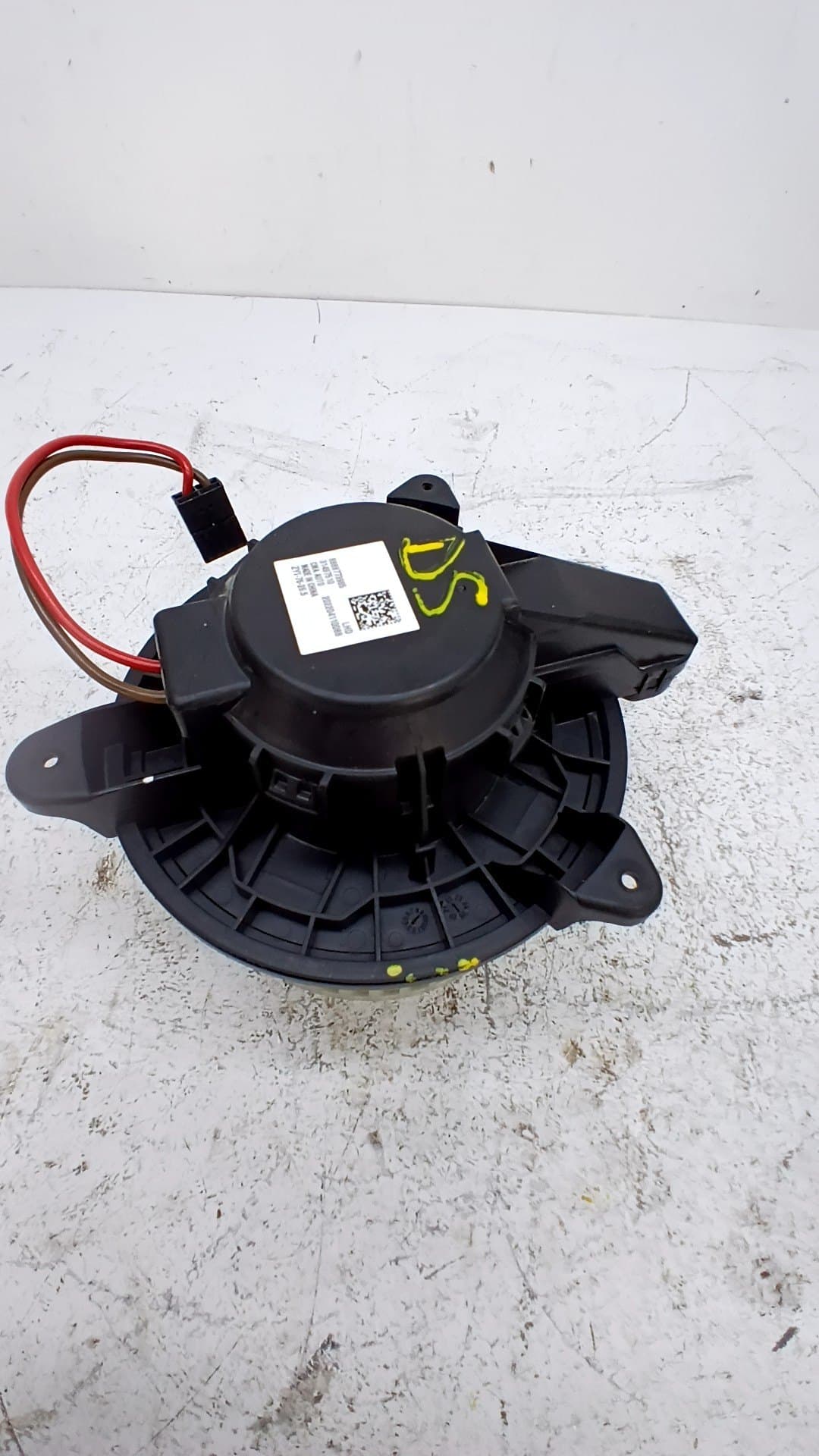 Ventilador calefaccion LYNK & CO 01