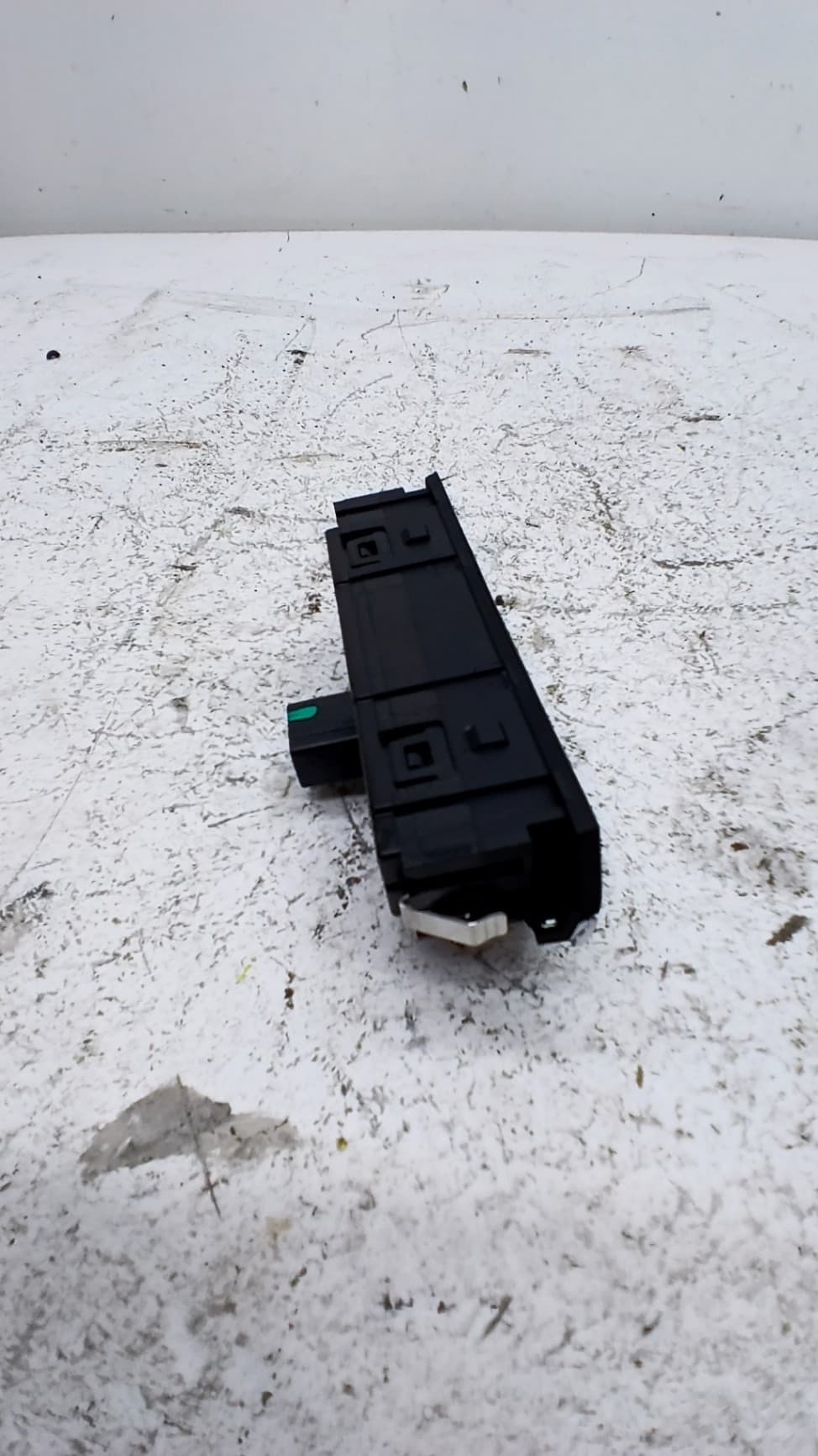 Recambio LYNK & CO 01 ref. 8889663541 3