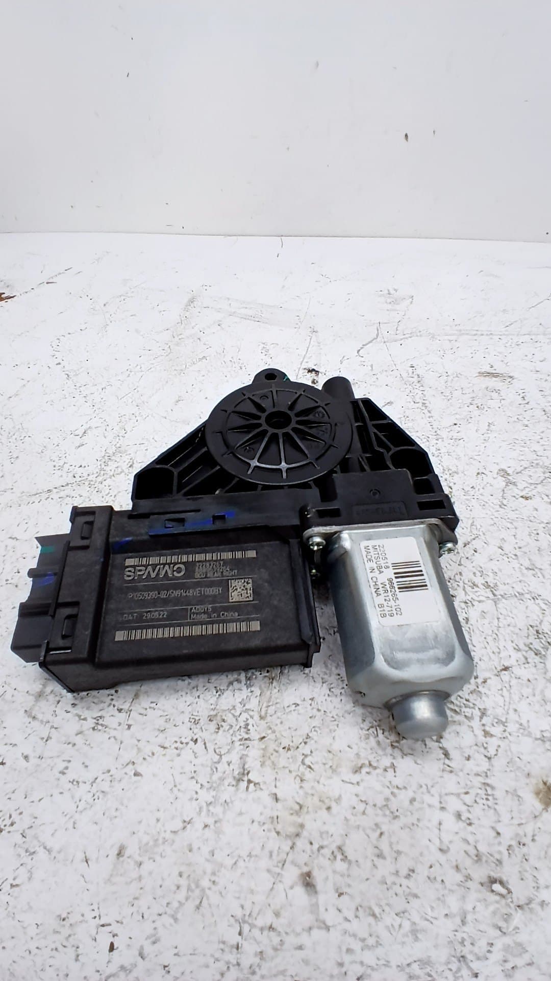 Motor elevalunas trasero derecho LYNK & CO 01 3