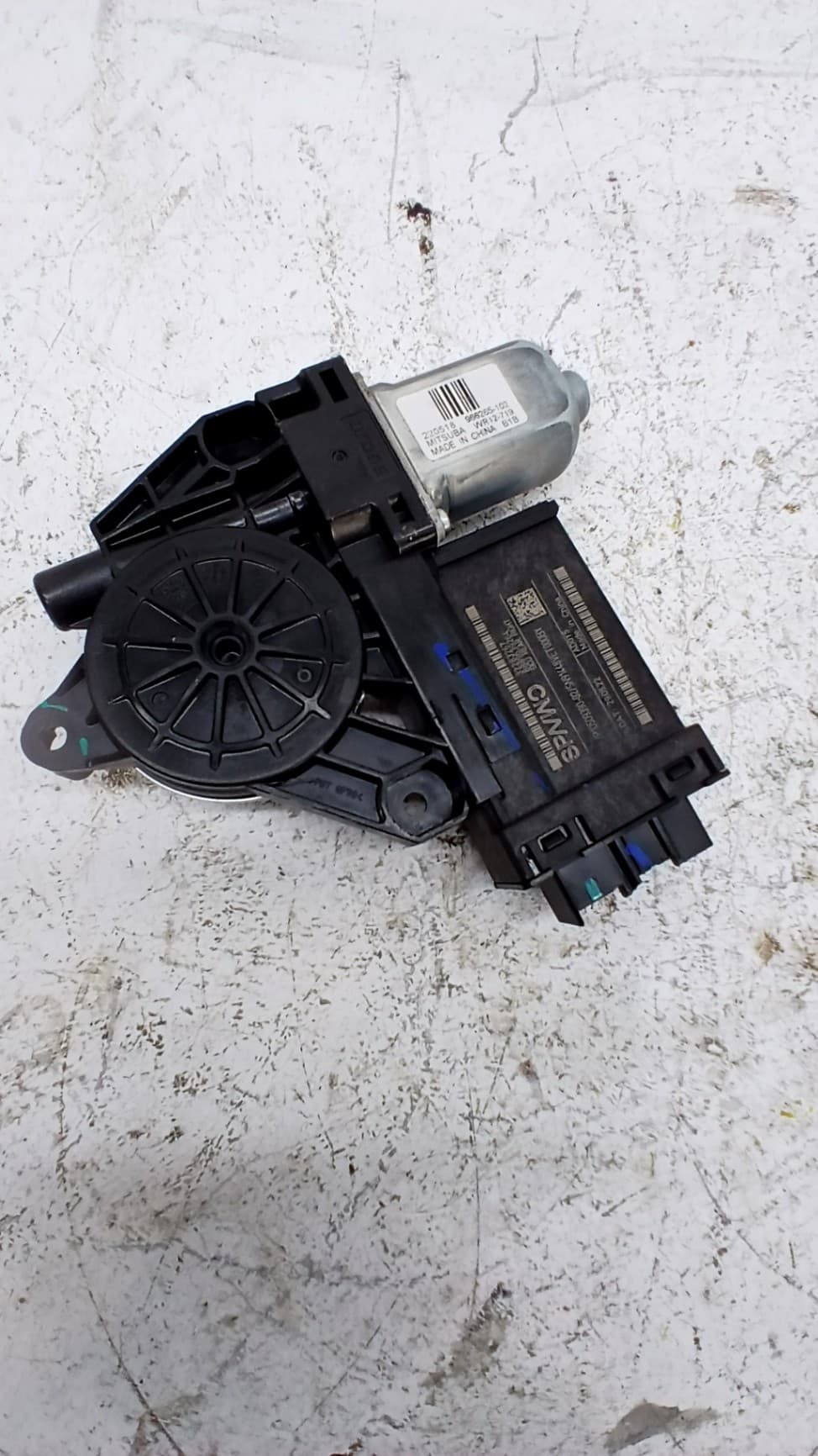 Motor elevalunas trasero derecho LYNK & CO 01 2