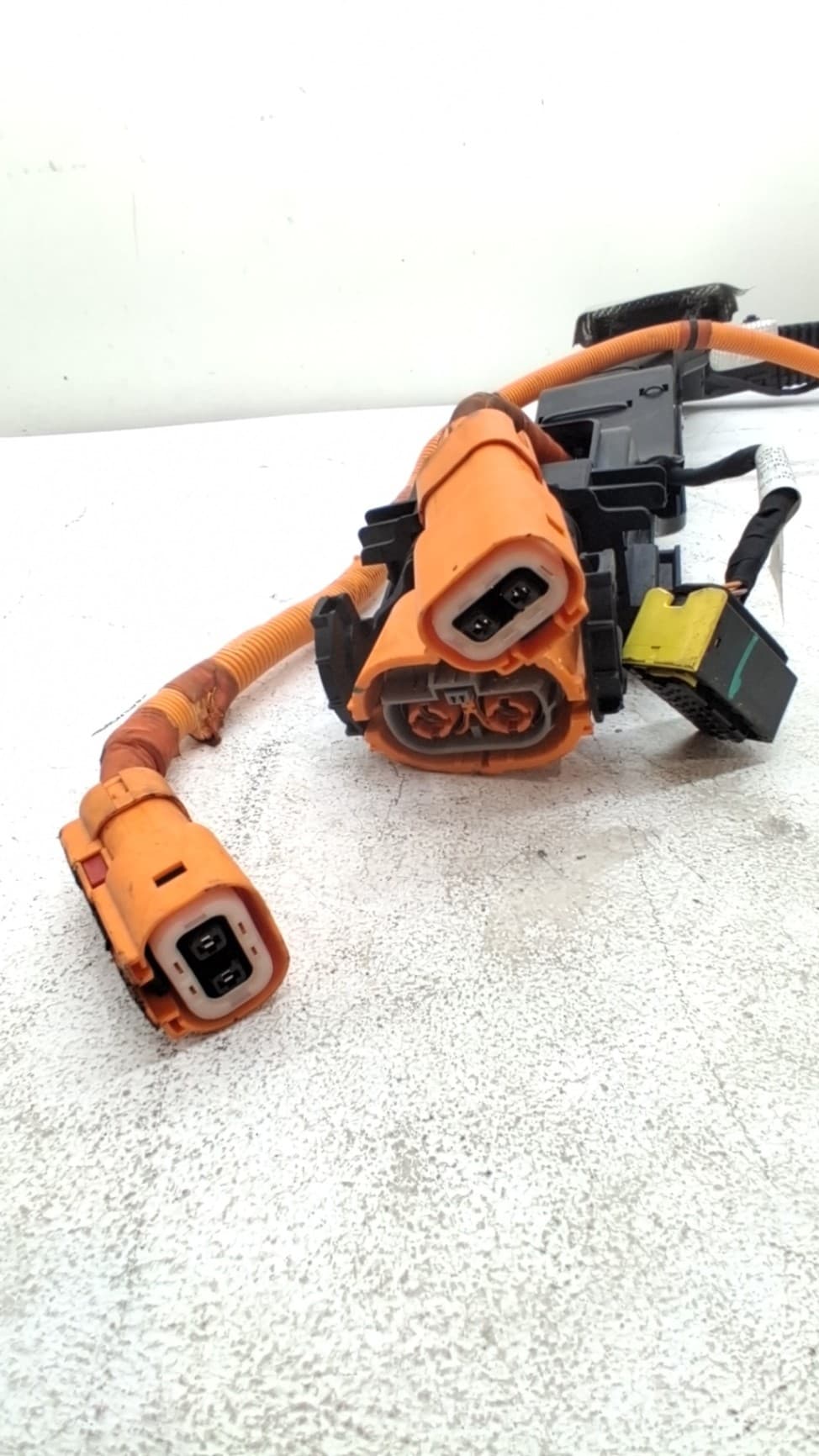 Recambio LYNK & CO 01 ref. 8891694337 4
