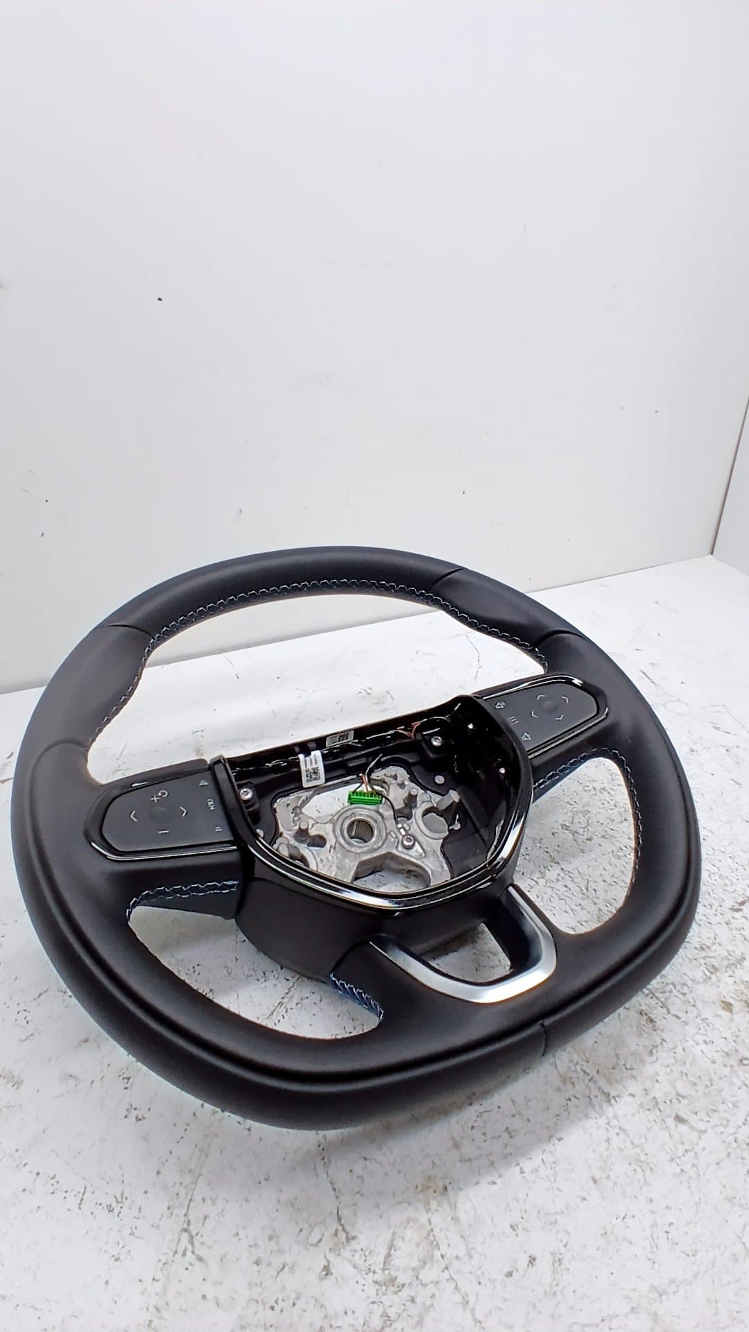 Volante LYNK & CO 01 4