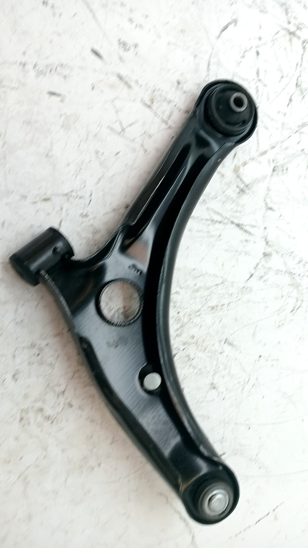 Brazo suspension inferior delantero derecho SMART FORFOUR 2