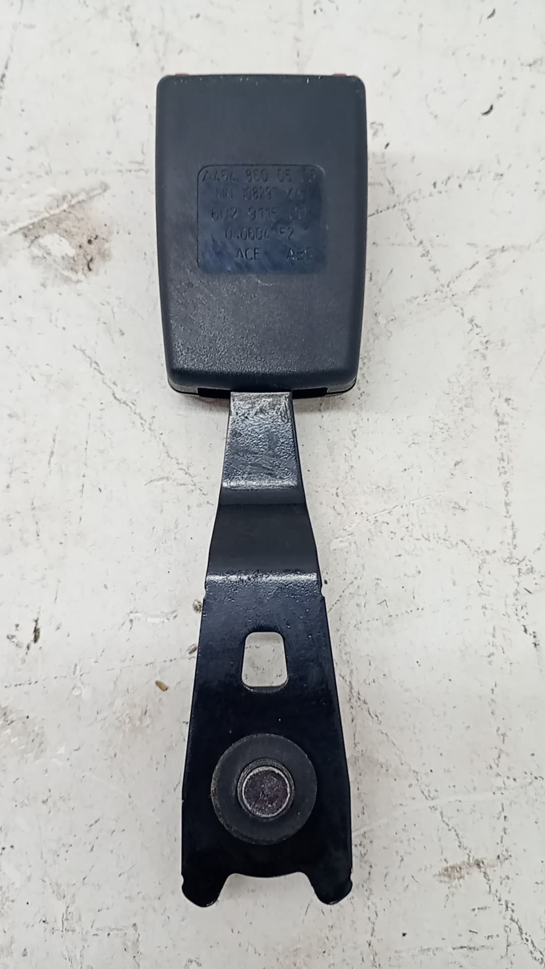 Enganche cinturon delantero izquierdo SMART FORFOUR 2
