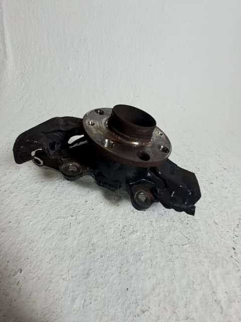 Mangueta delantera izquierda FIAT GRANDE PUNTO (199) 3