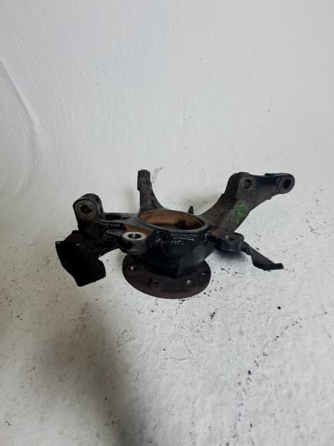 Mangueta delantera izquierda FIAT GRANDE PUNTO (199)