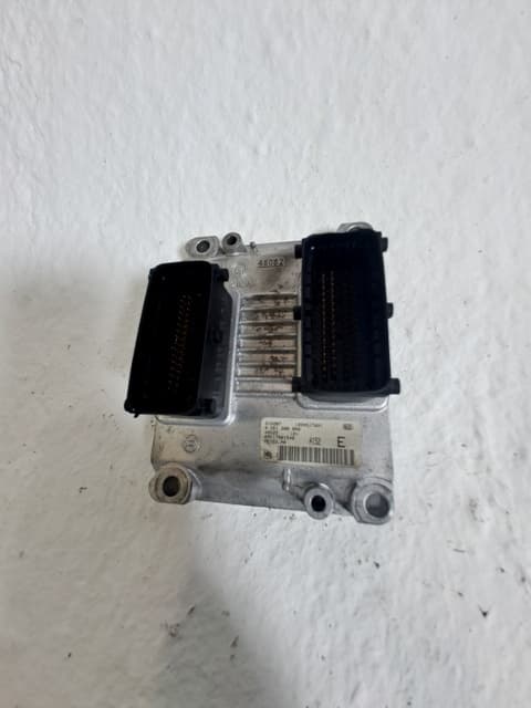Centralita motor uce FIAT GRANDE PUNTO (199)
