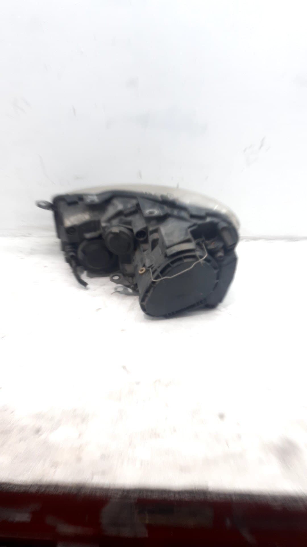 Faro derecho VOLKSWAGEN GOLF VI (5K1) 3