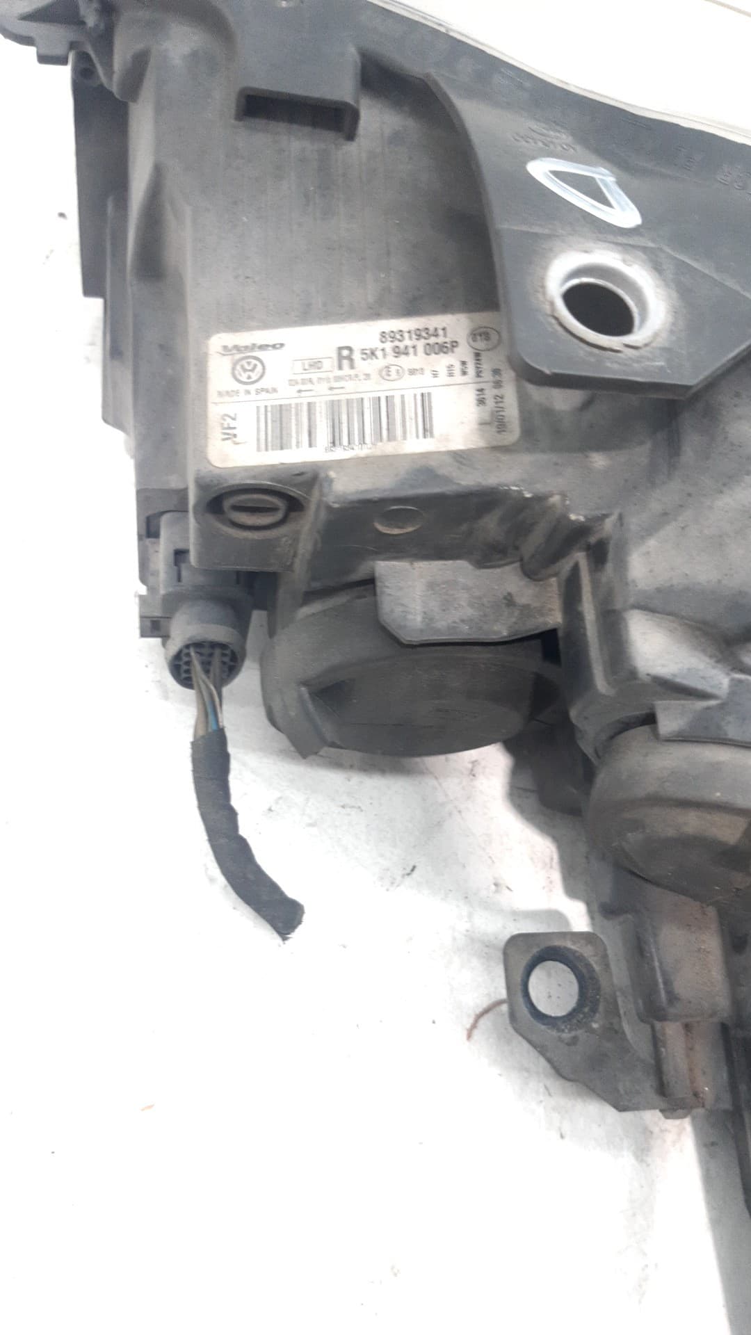 Faro derecho VOLKSWAGEN GOLF VI (5K1) 2