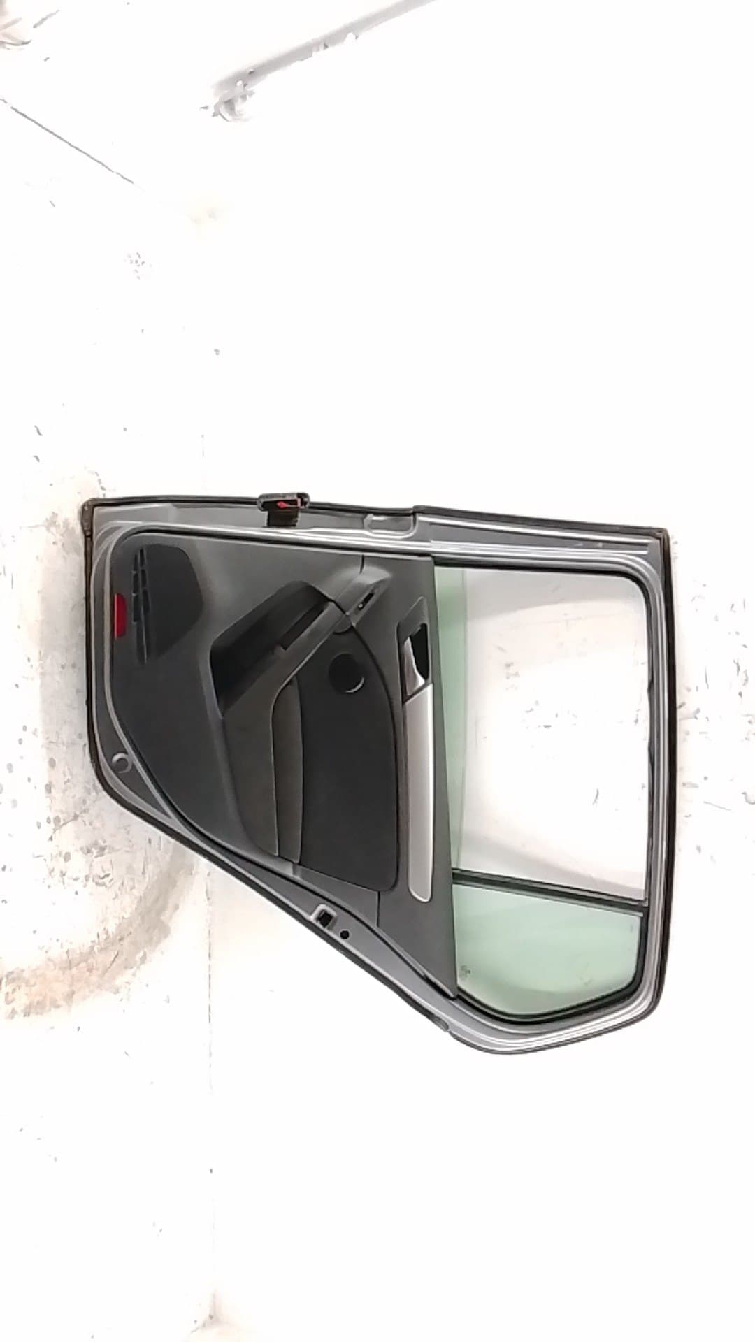 Puerta trasera derecha VOLKSWAGEN GOLF VI (5K1) 2
