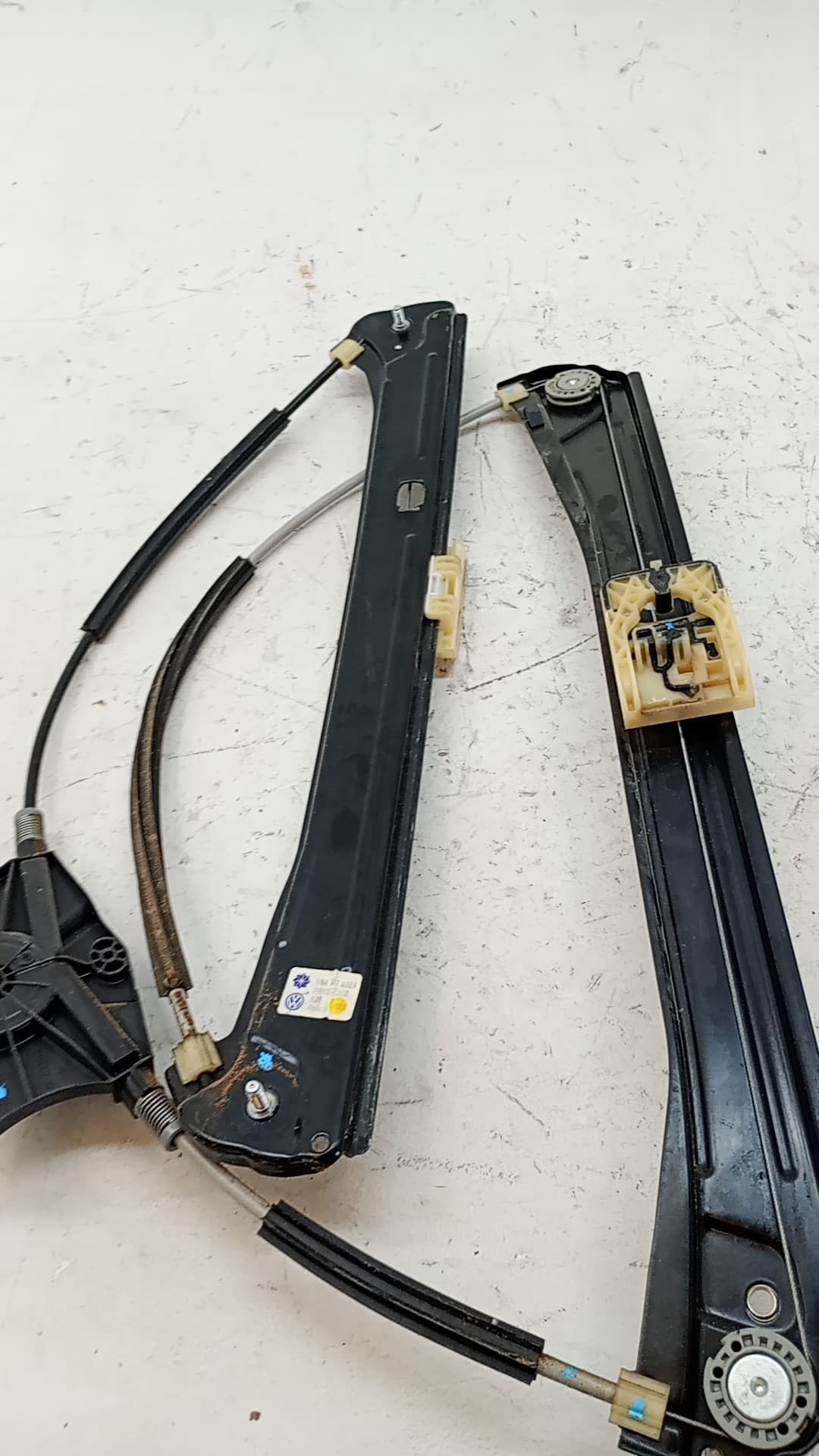 Elevalunas delantero derecho VOLKSWAGEN TIGUAN (AX1) 3