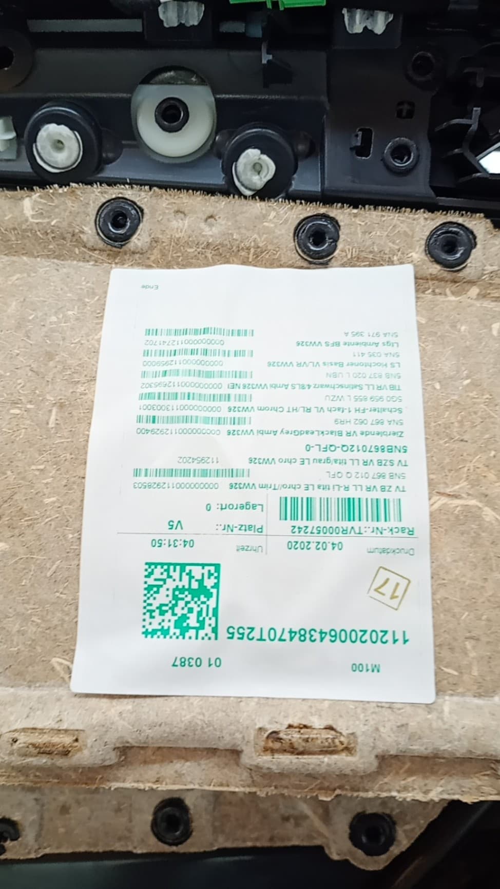 Guarnecido puerta delantera derecha VOLKSWAGEN TIGUAN (AX1) 3
